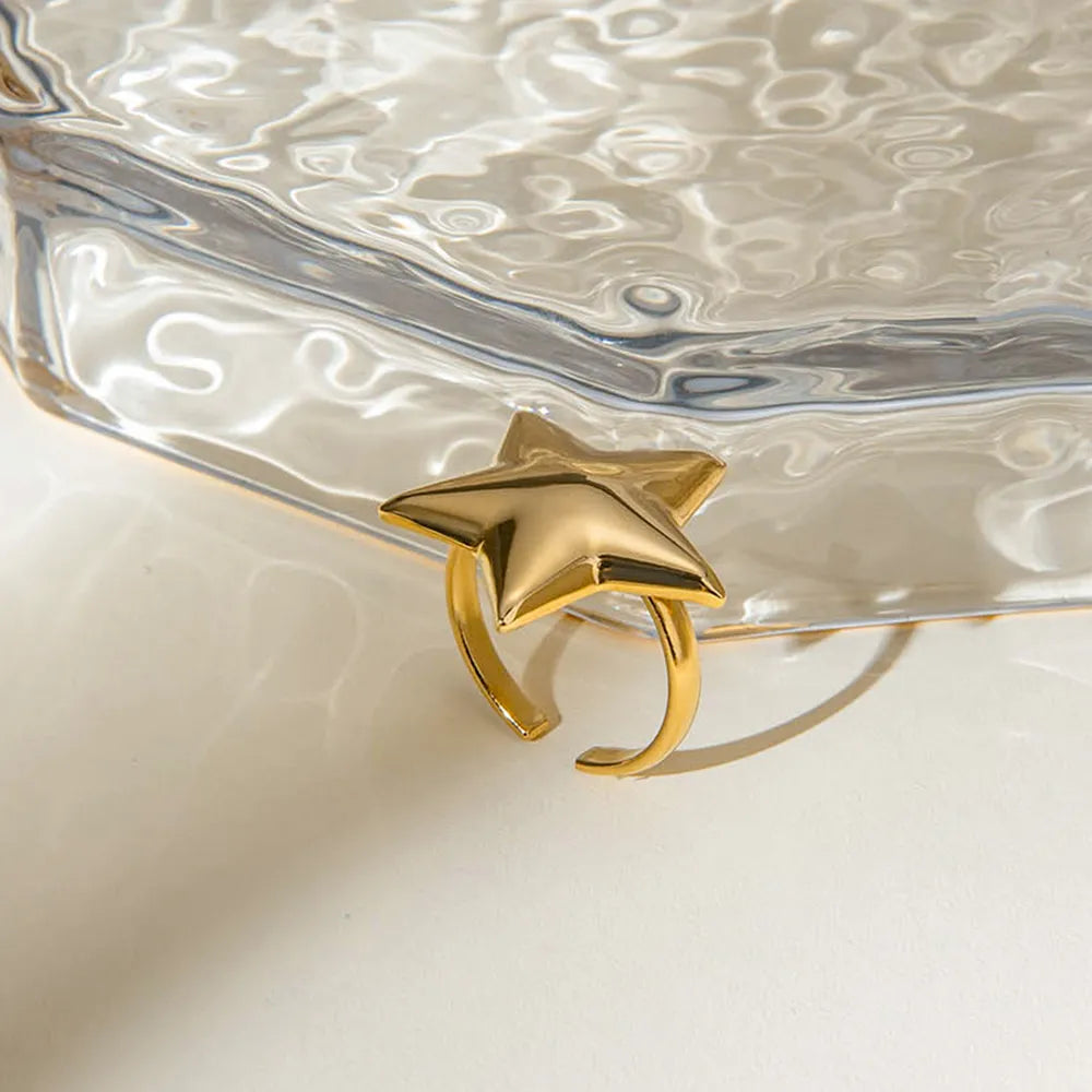 18K Gold-Plated Stainless Steel Star Ring OutfitFlow
