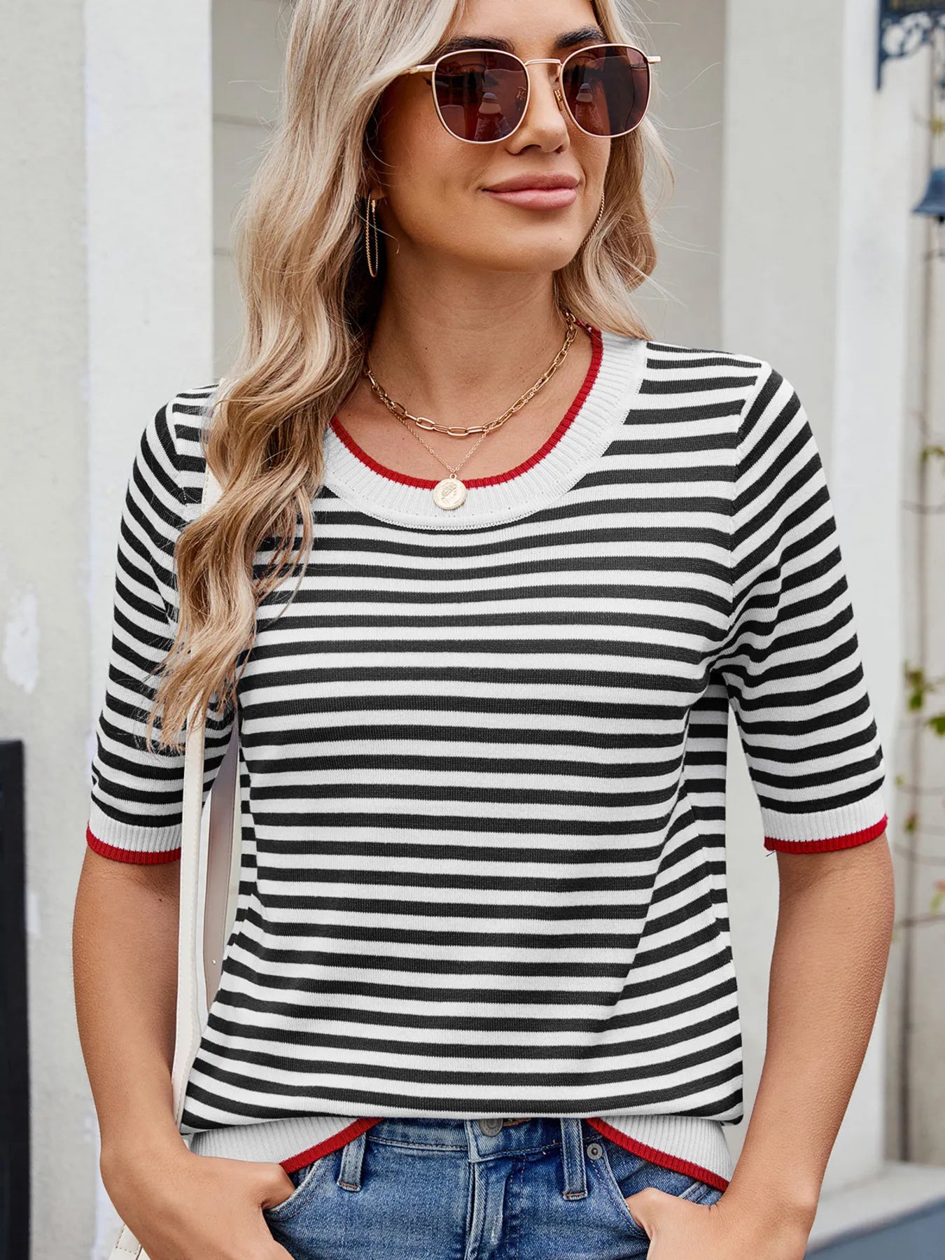 Striped Casual T-Shirt with Contrast Trim Black White OutfitFlow