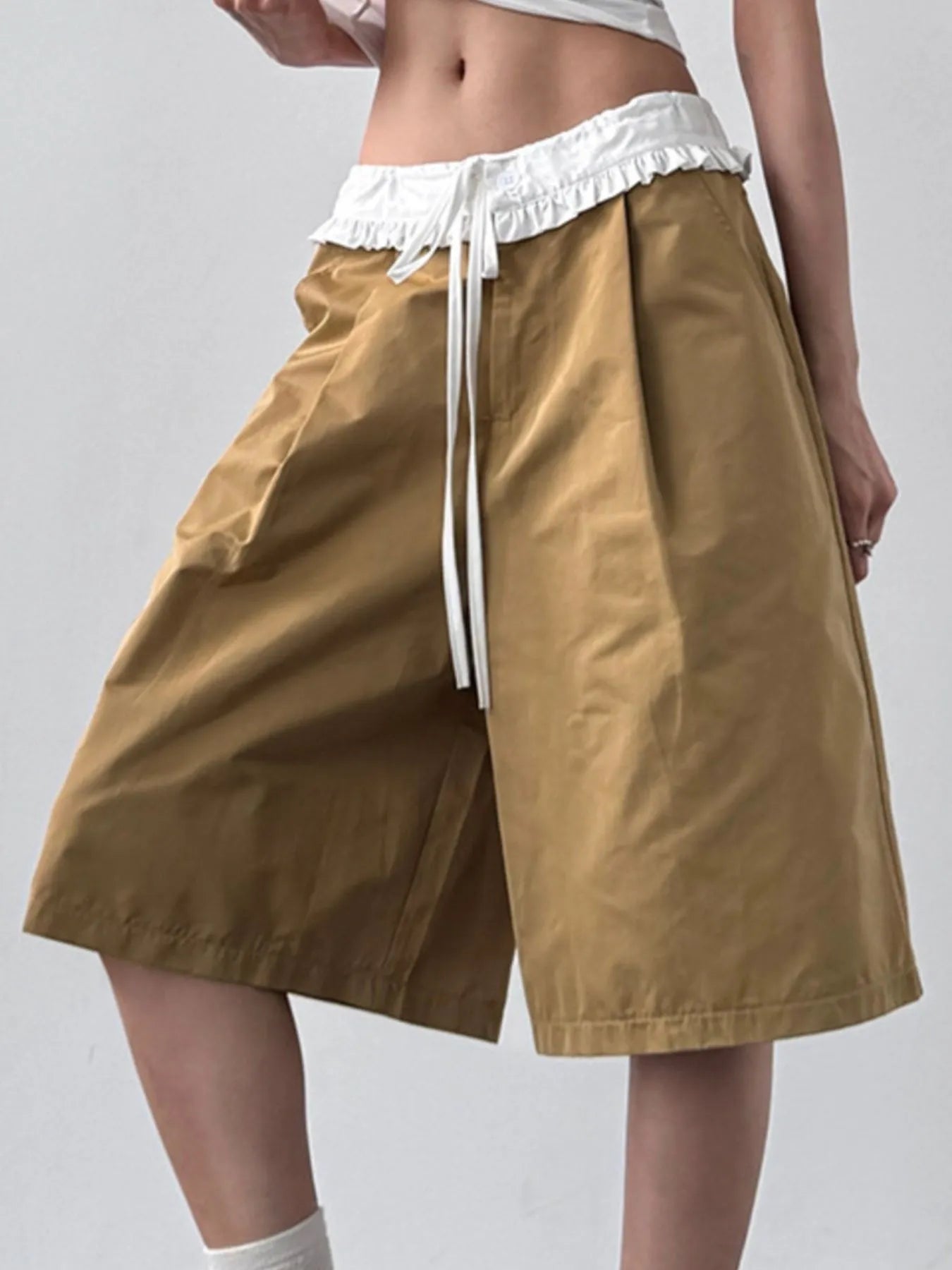 Contrast Waistband Wide-Leg Shorts OutfitFlow