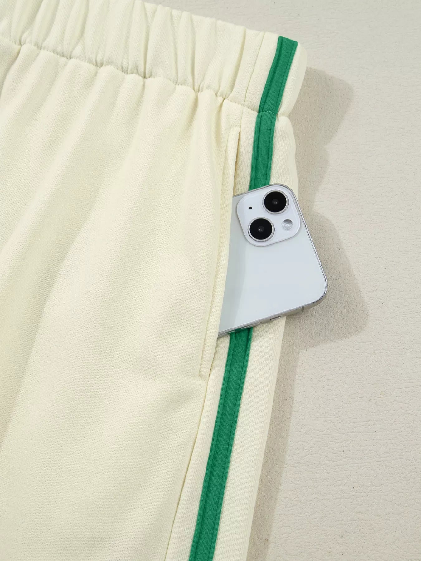 Ribbed Colorblock Trim V Neck Sporty Pullover Mini Skort 2pcs Athleisure Set Trendsi