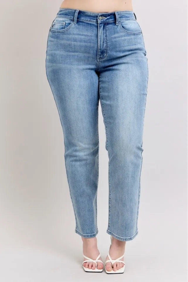 Judy Blue Plus Size High Waist Dad Jeans OutfitFlow