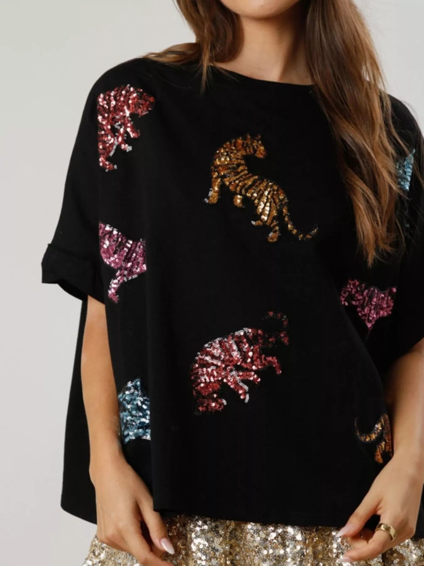 Sequin Tiger Round Neck T-Shirt OutfitFlow