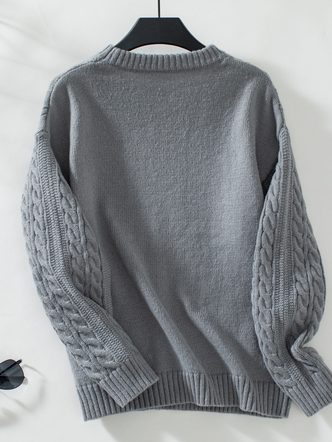 Outfit Flow - Cable-Knit Round Neck Long Sleeve Sweater