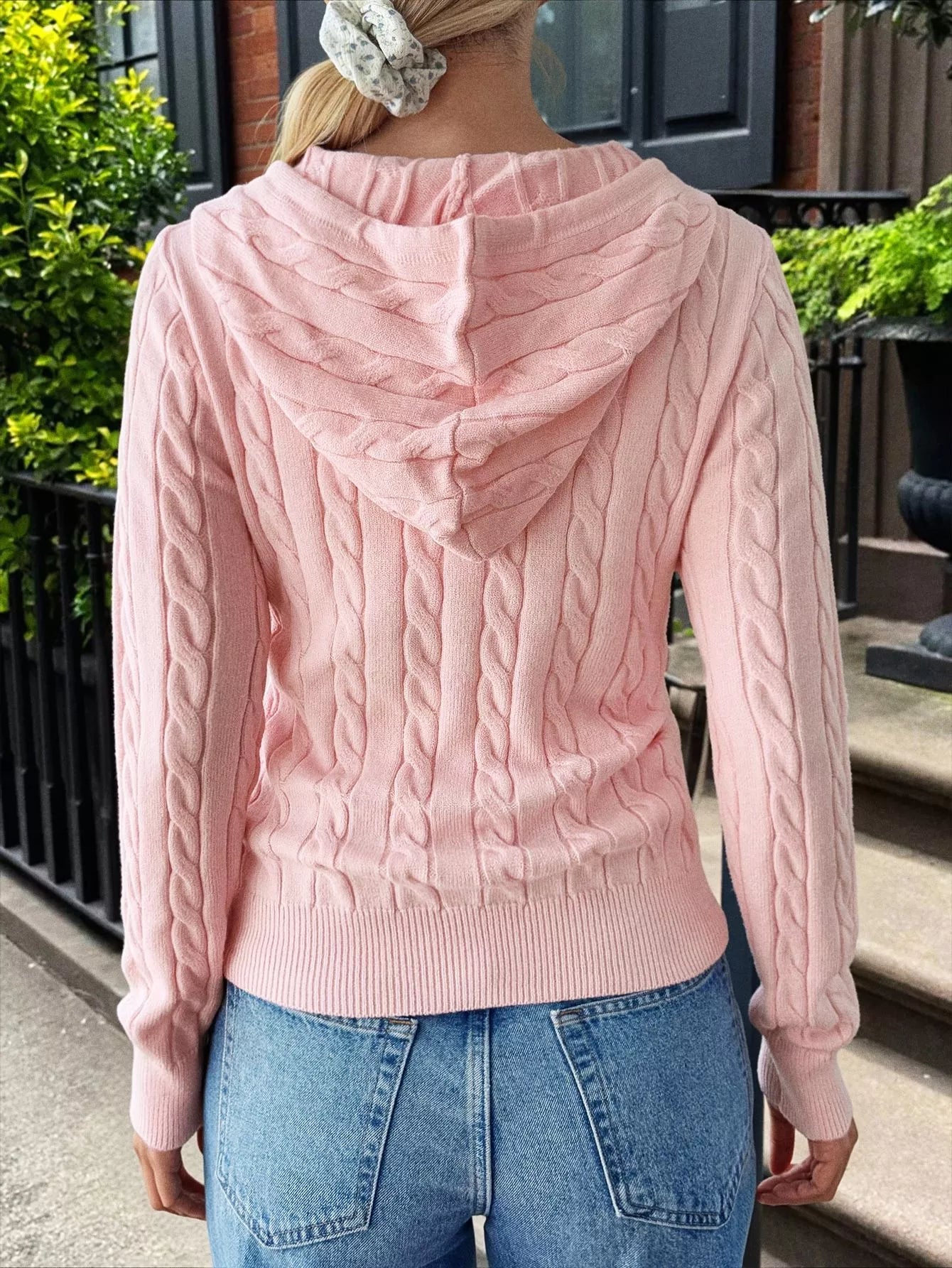 Cozy Cable-Knit Zip-Up Cardigan OutfitFlow