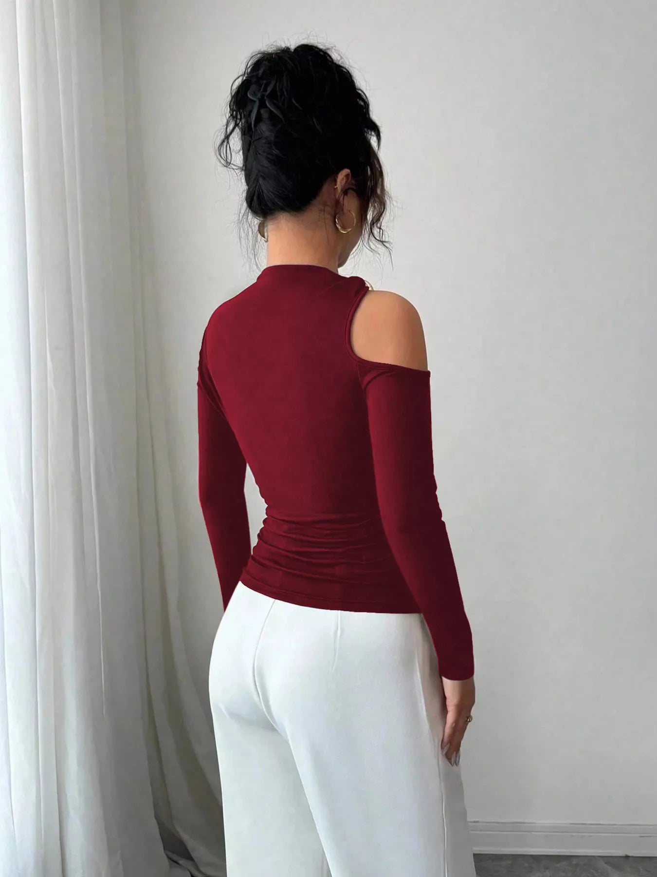 Cutout One-Shoulder Long Sleeve T-Shirt OutfitFlow