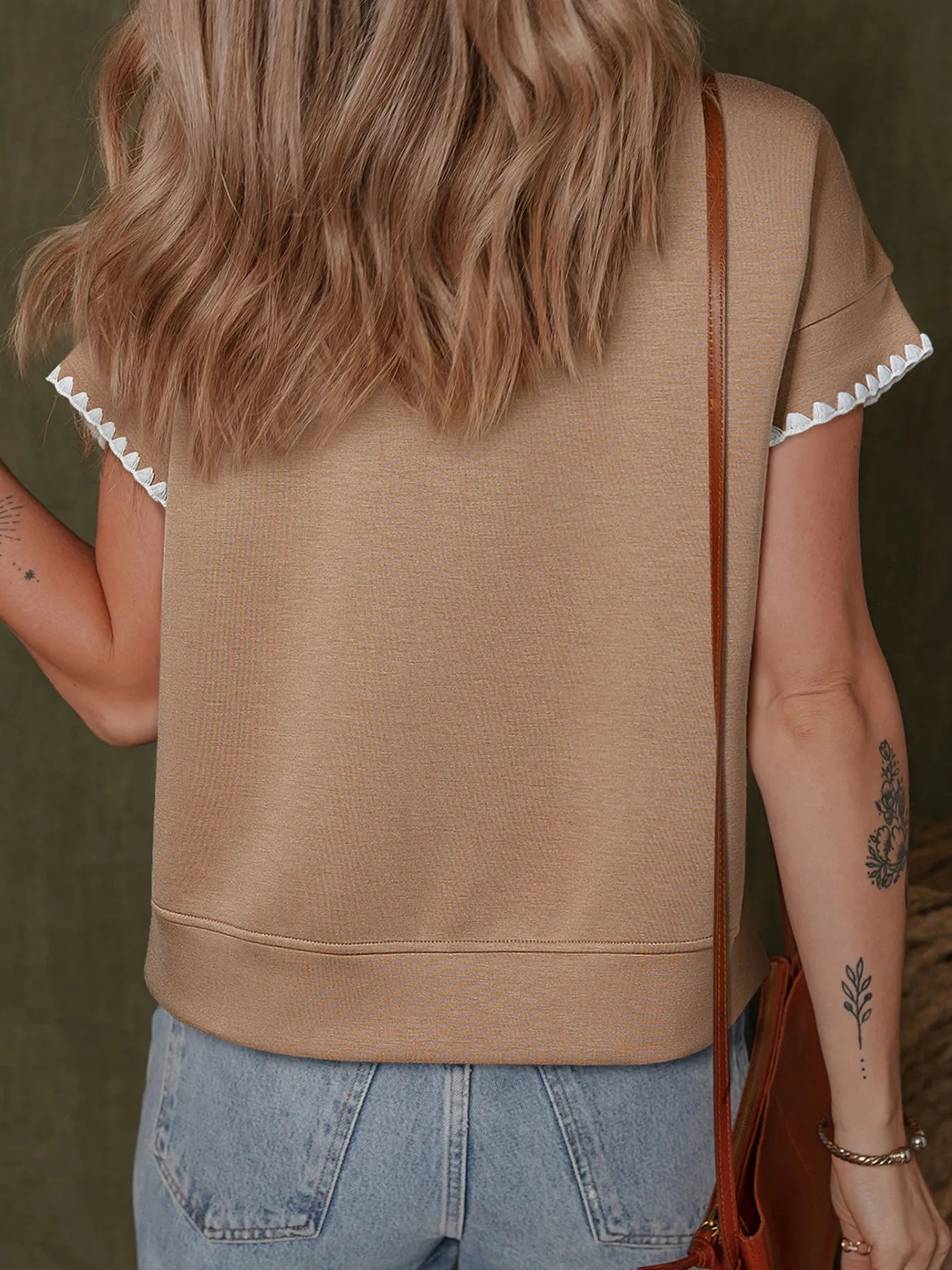 Contrast Trim Short Sleeve T-Shirt OutfitFlow