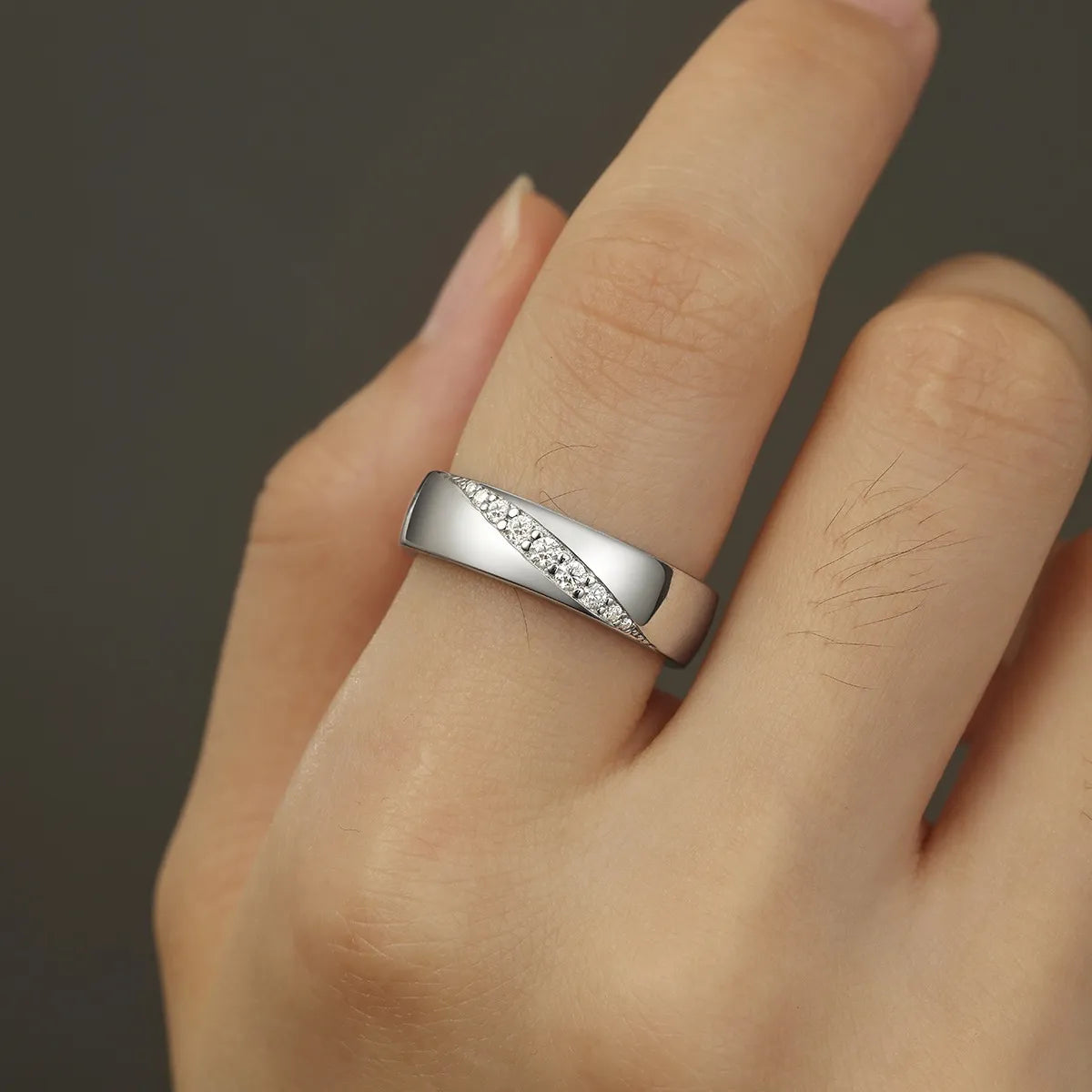 925 Sterling Silver Moissanite Ring OutfitFlow