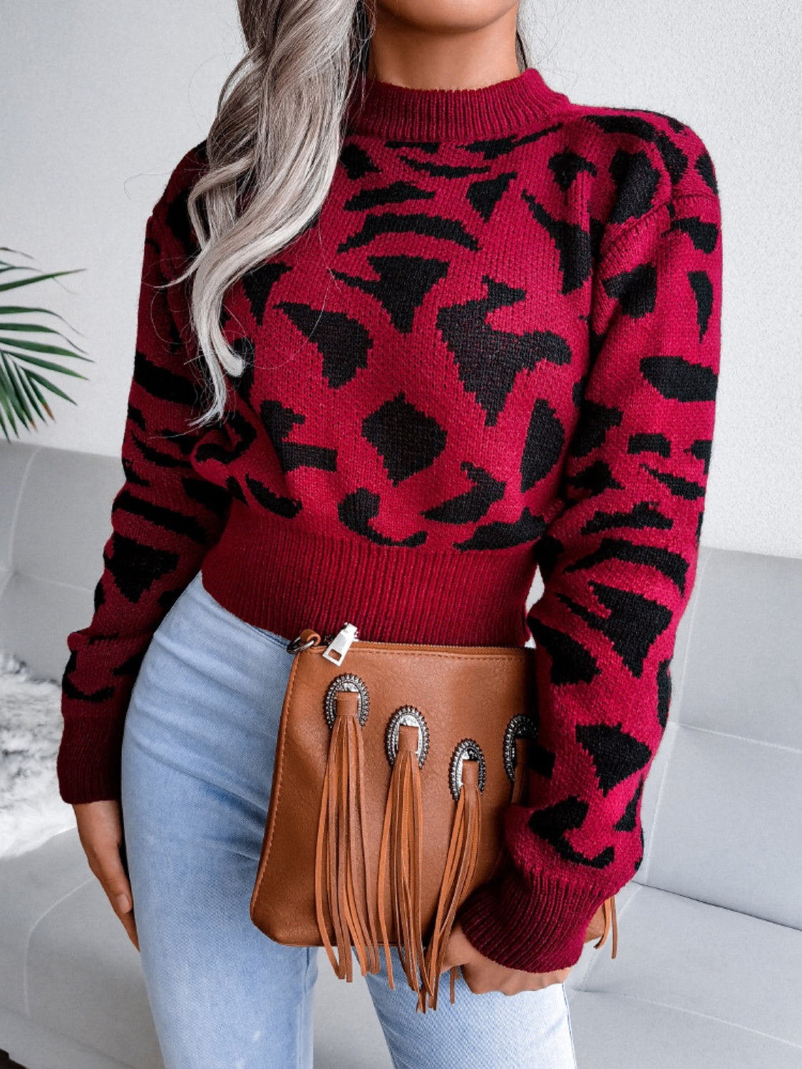 Outfit Flow - Leopard Round Neck Dropped Shoulder Sweater