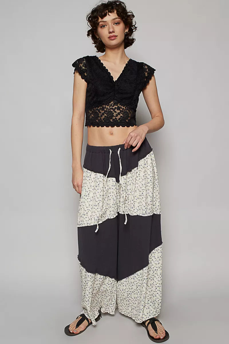 POL Contrast Floral Drawstring Wide Leg Pants OutfitFlow