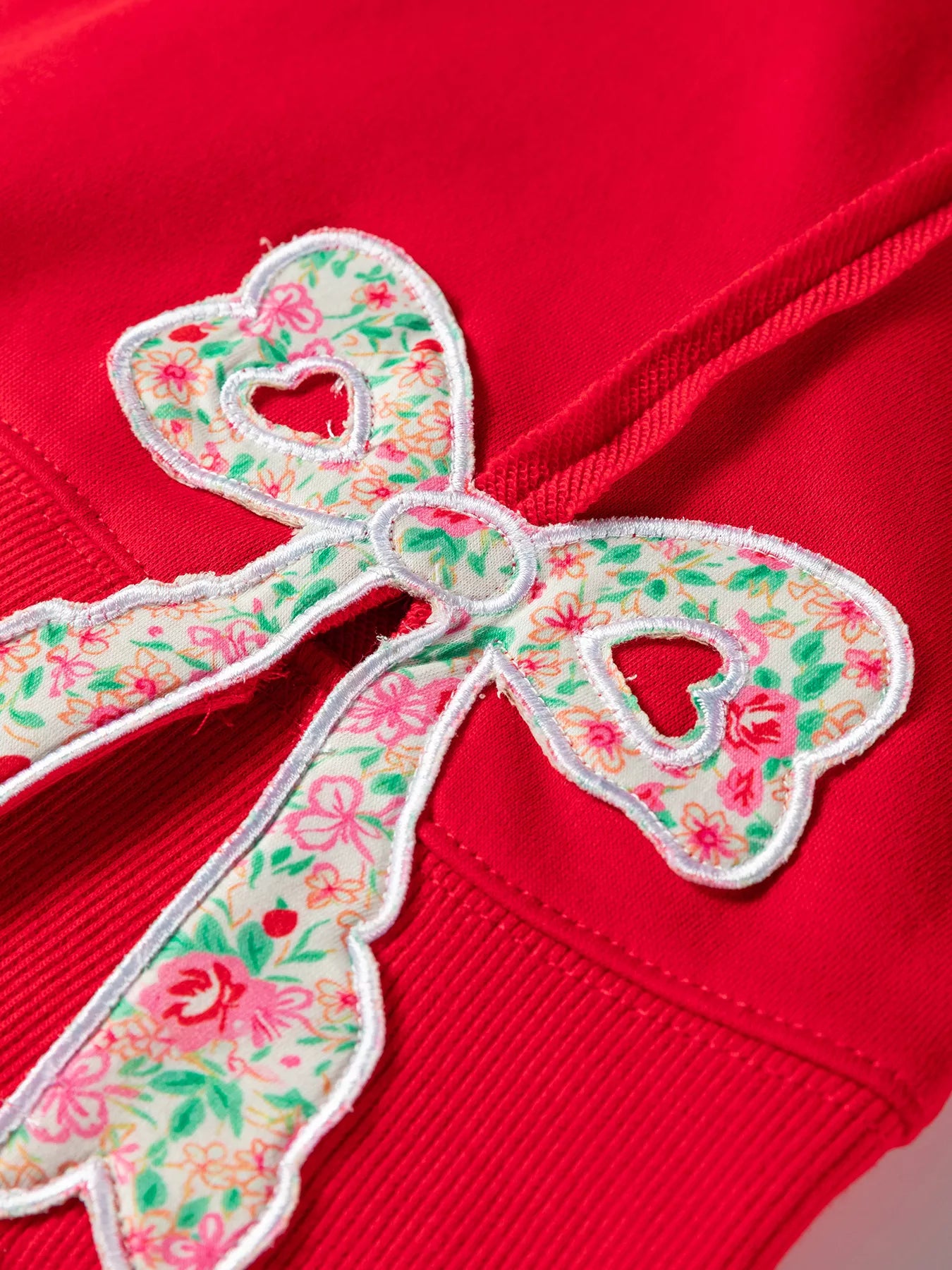 Floral Bow Patched Exposed Seam Patchwork Slit Baggy Sweatshirt OutfitFlow