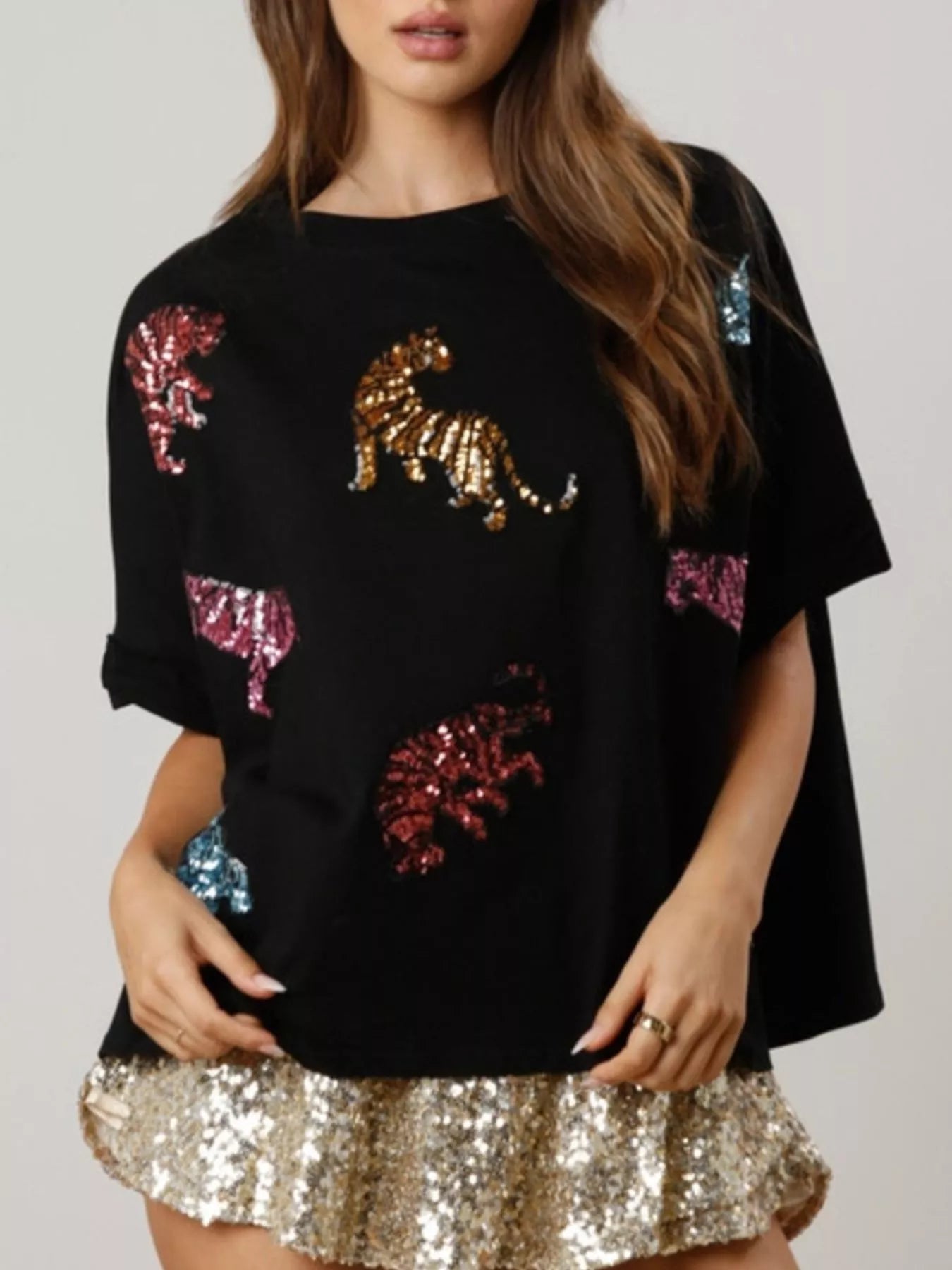 Sequin Tiger Round Neck T-Shirt OutfitFlow