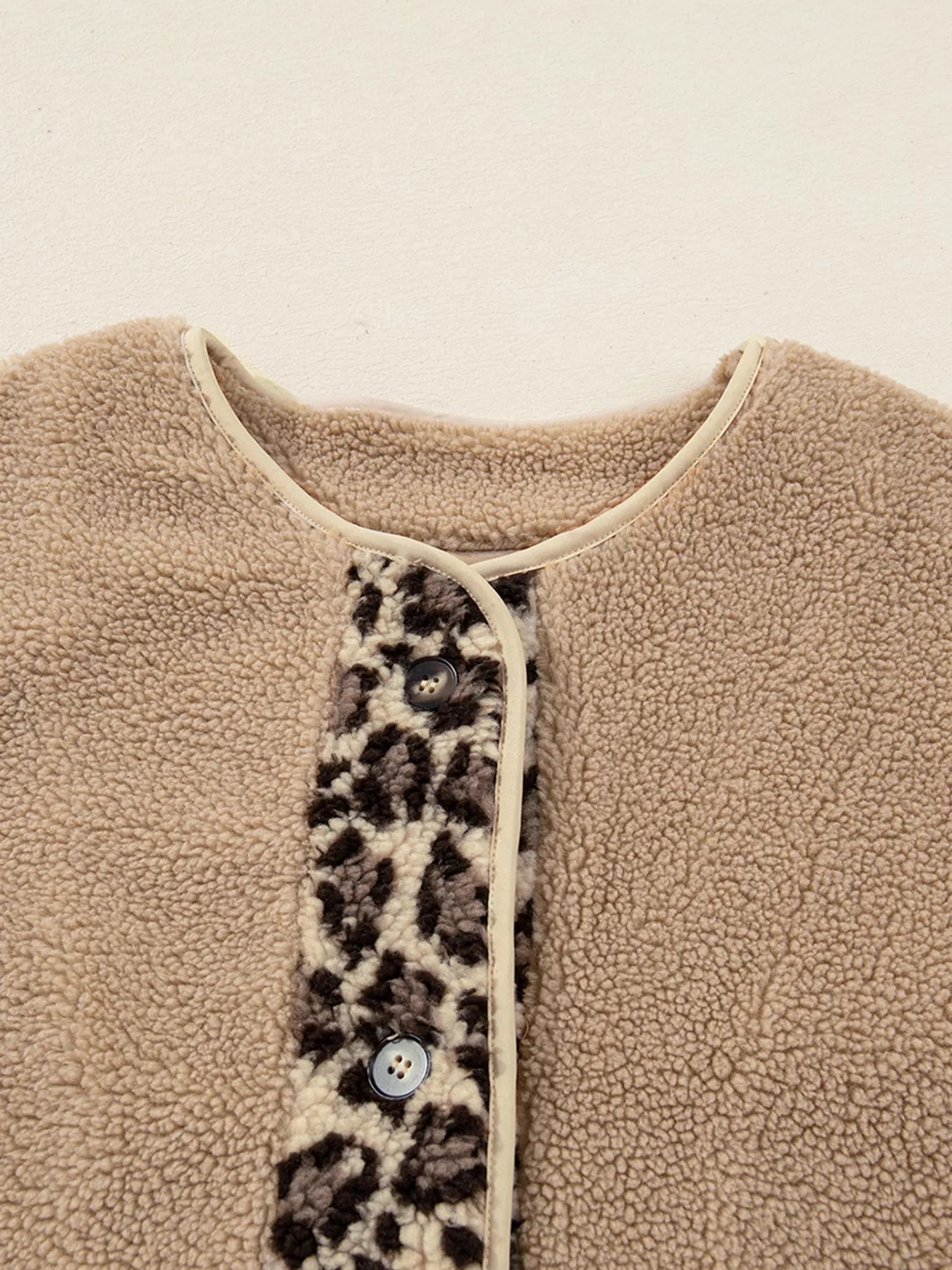 Casual Leopard Print Accent Plush Jacket with Pockets OutfitFlow