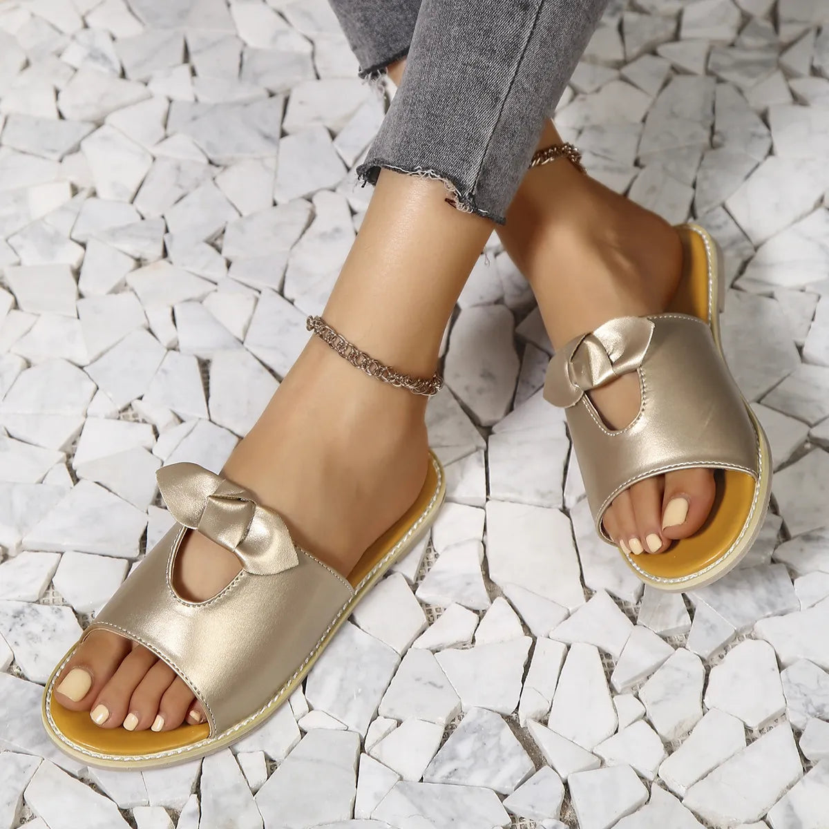 Casual Open Toe Cutout Detail Sandals OutfitFlow