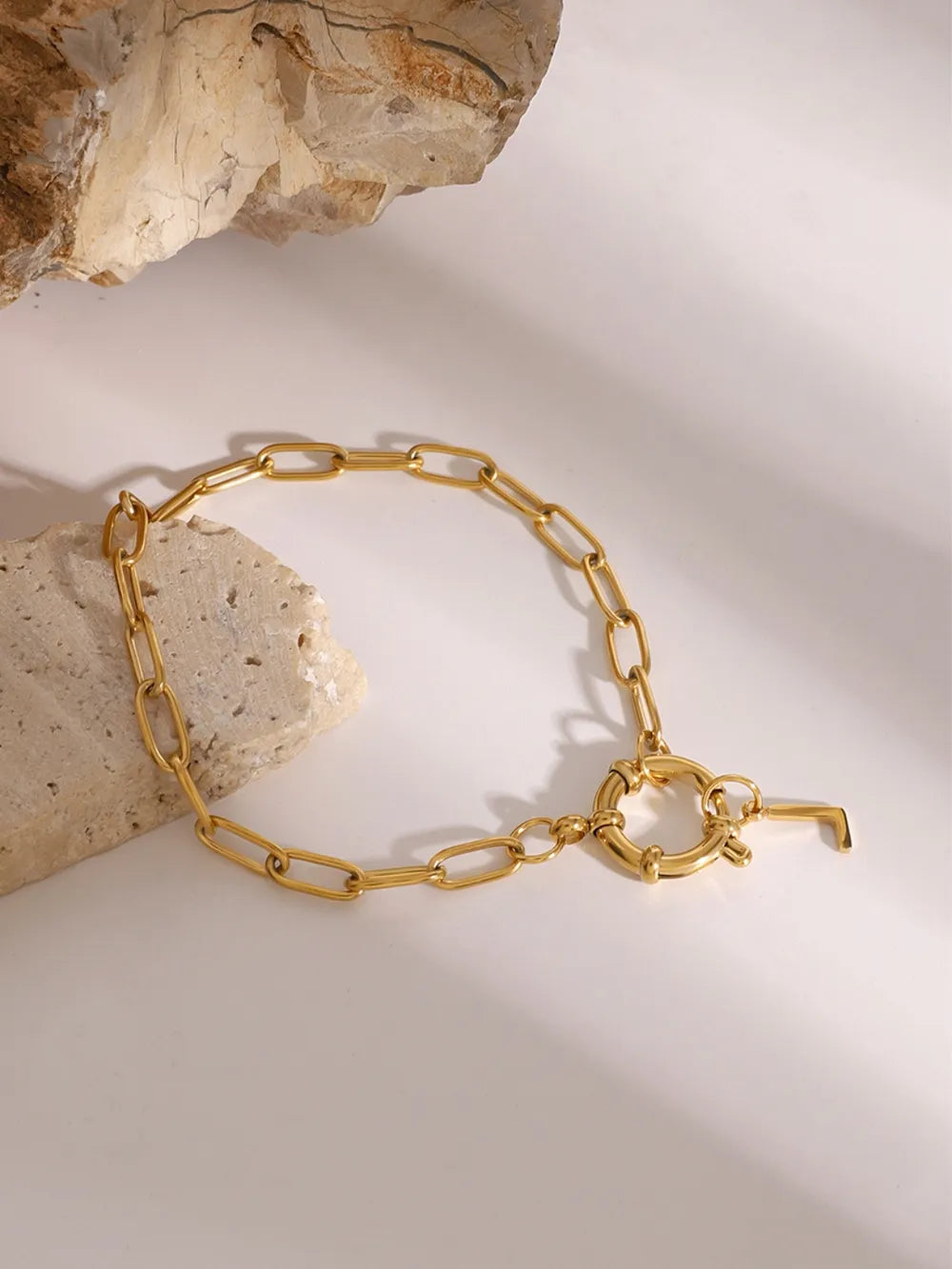 18K Gold-Plated Stainless Steel Letter L Bracelet OutfitFlow