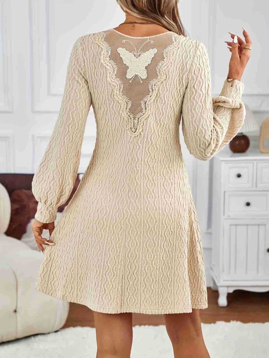 Outfit Flow - Lace Detail V-Neck Long Sleeve Dress