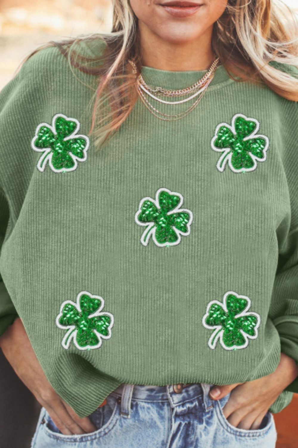 Outfit Flow - Sequin Lucky Clover Round Neck Long Sleeve Sweatshirt