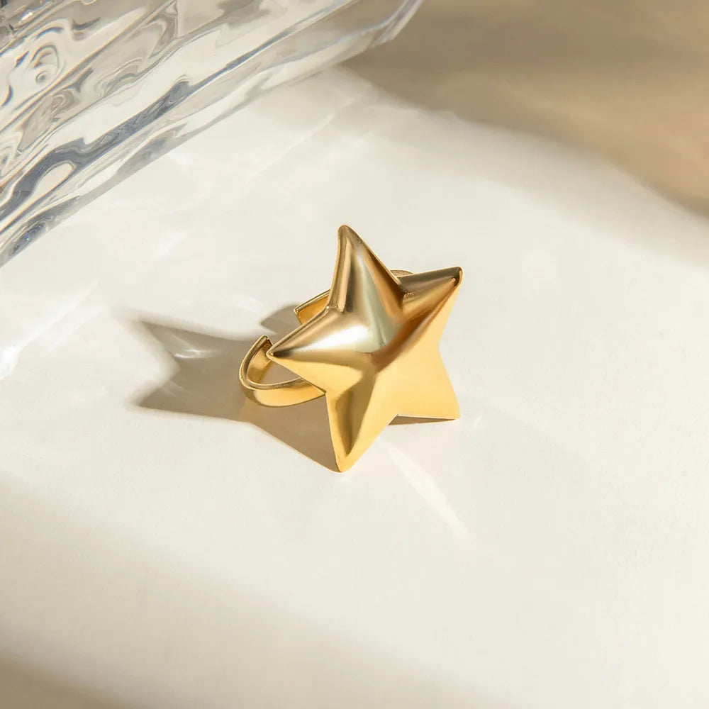 18K Gold-Plated Stainless Steel Star Ring OutfitFlow