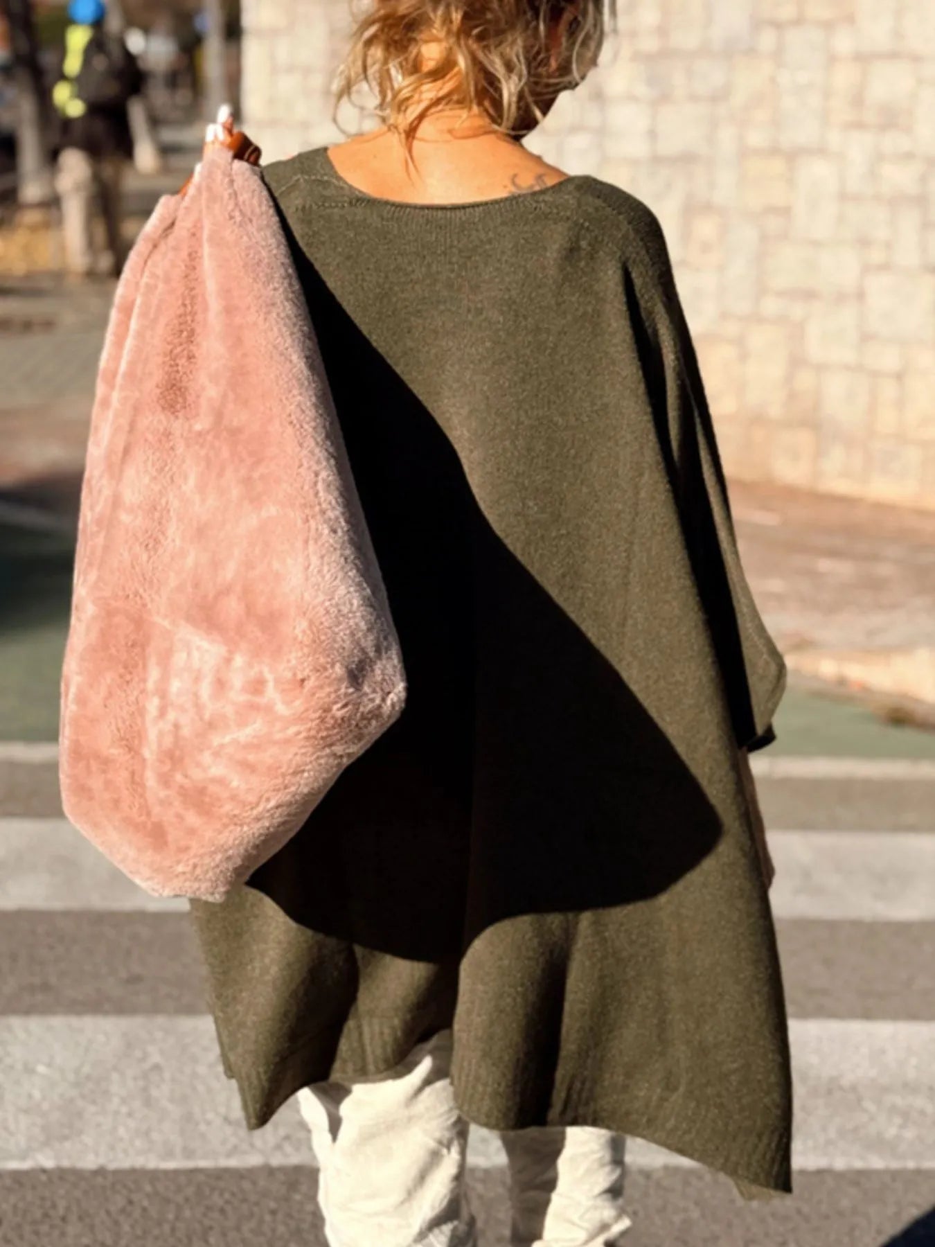 Ribbed Hem V-Neck Sweater OutfitFlow