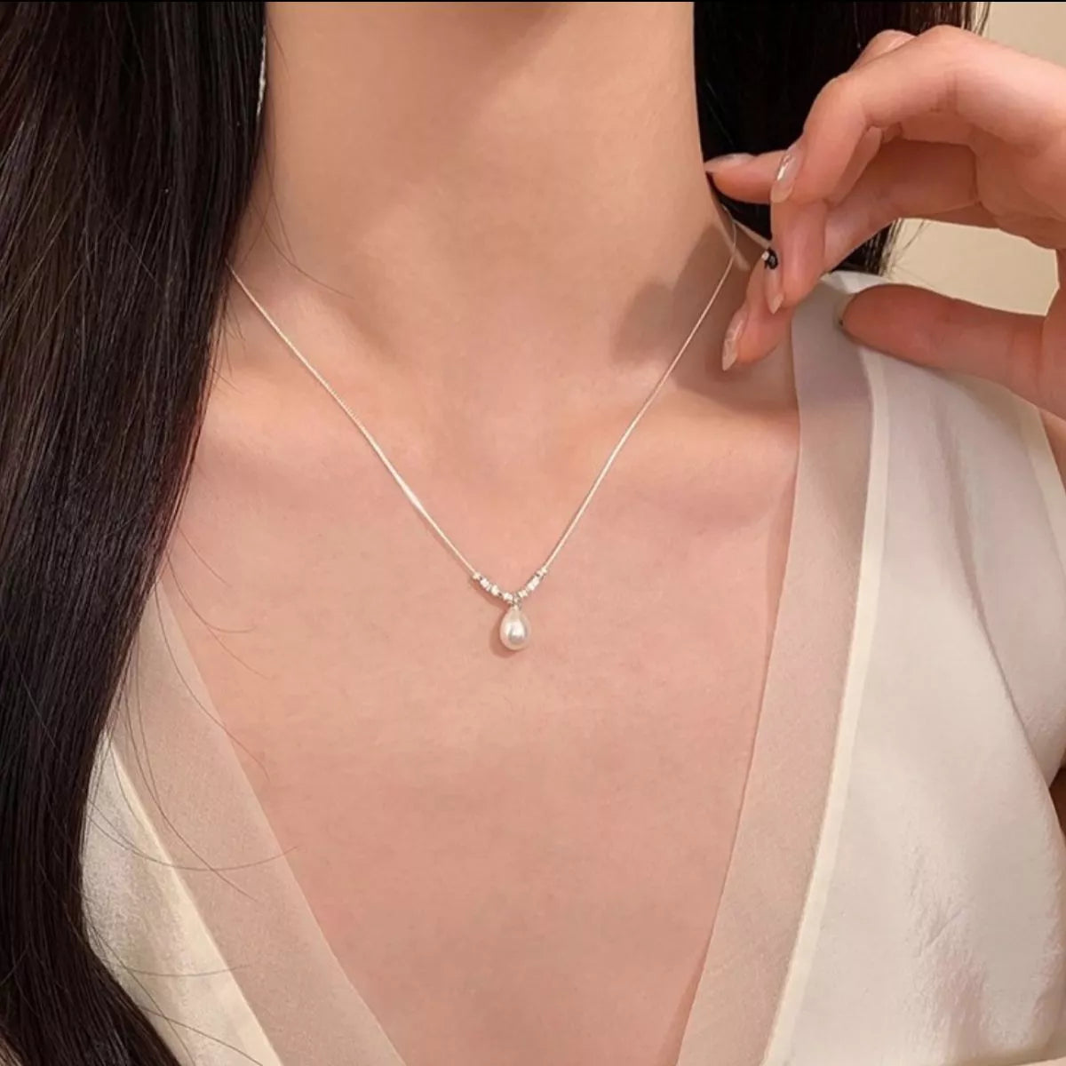 925 Sterling Silver Pearl Drop Necklace Trendsi