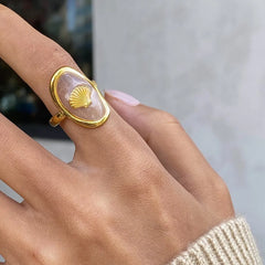 18K Gold-Plated Shell Pattern Mother of Pearl Ring Gold One Size OutfitFlow