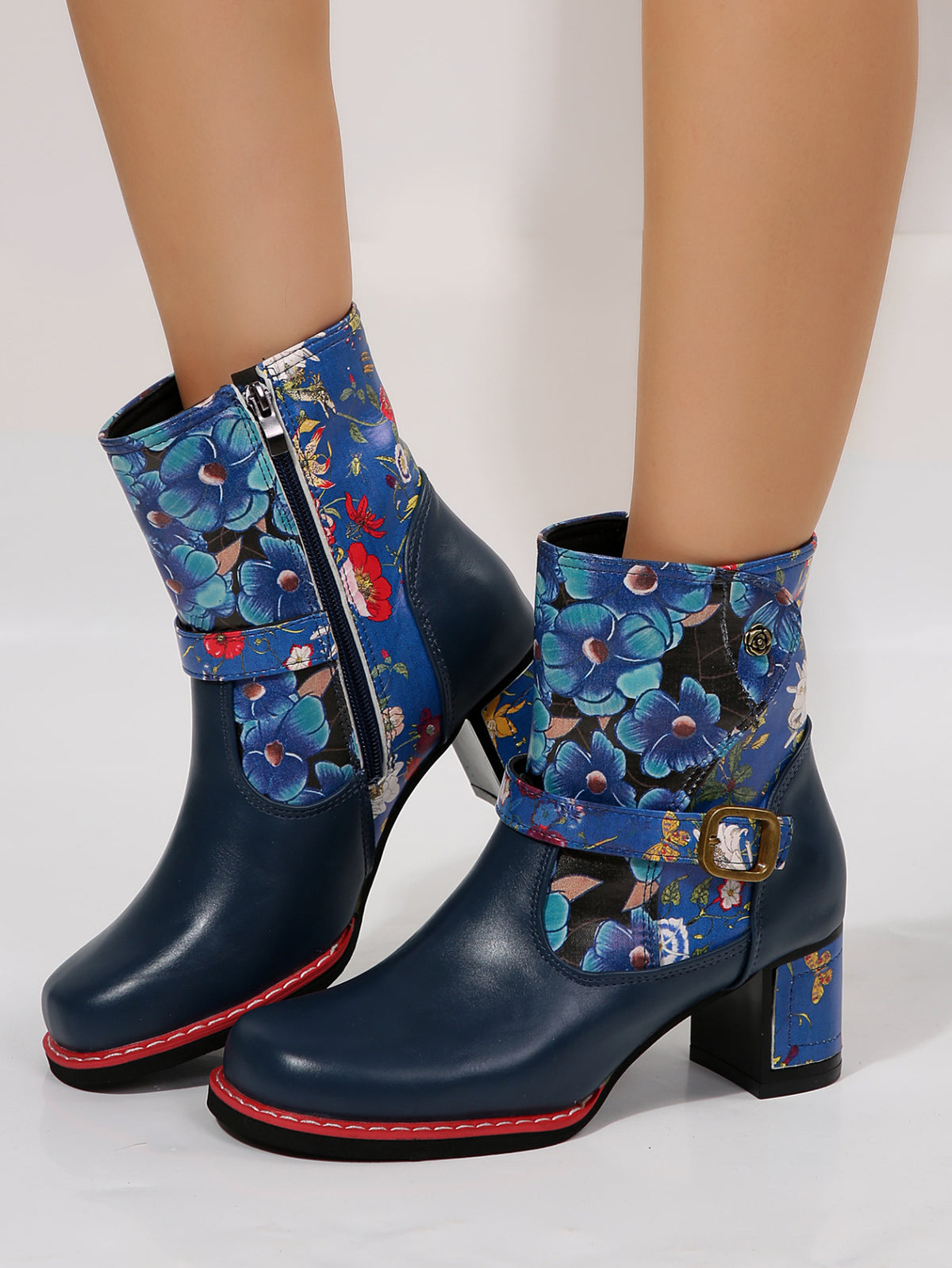 Outfit Flow - PU Leather Flower Block Heel Boots