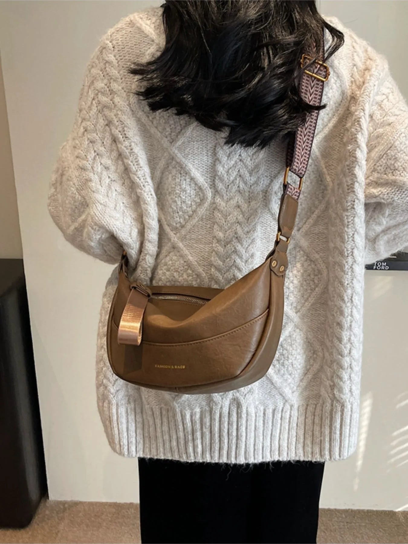 Leather Shoulder Bag with Woven Strap Khaki onesize OutfitFlow