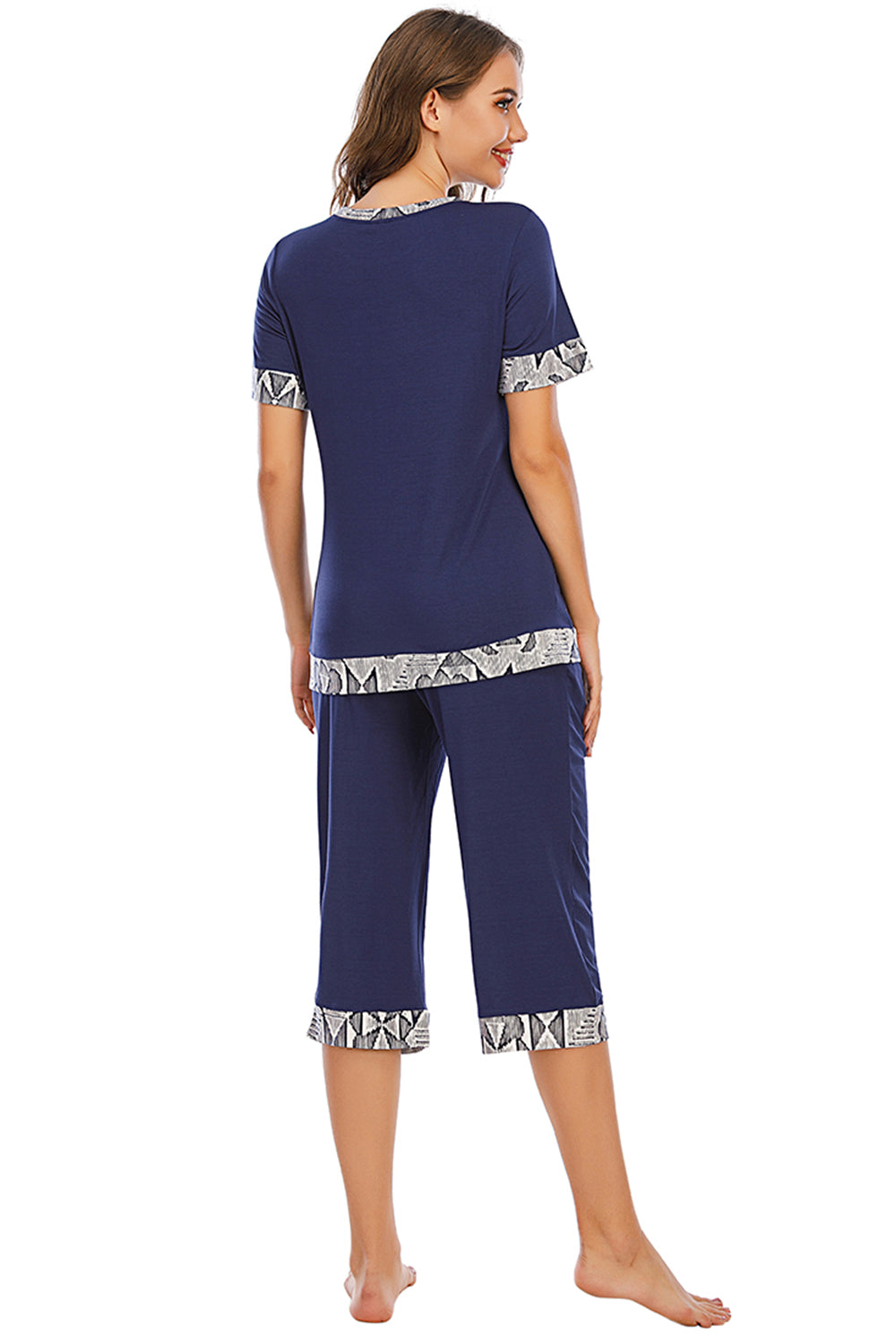 Outfit Flow - Round Neck Short Sleeve Top and Capris Pants Lounge Set