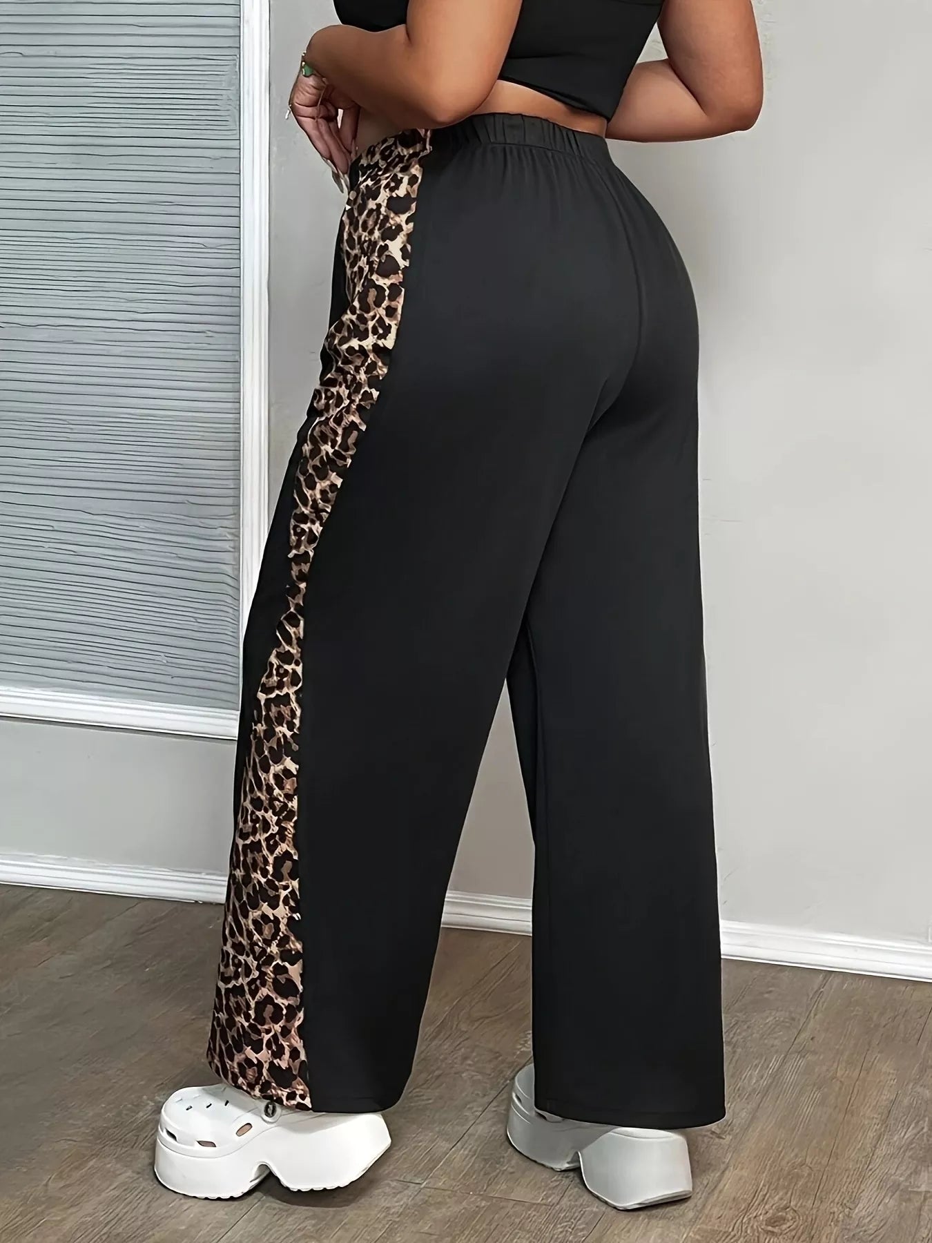 Plus Size Leopard Print Wide Leg Pants OutfitFlow