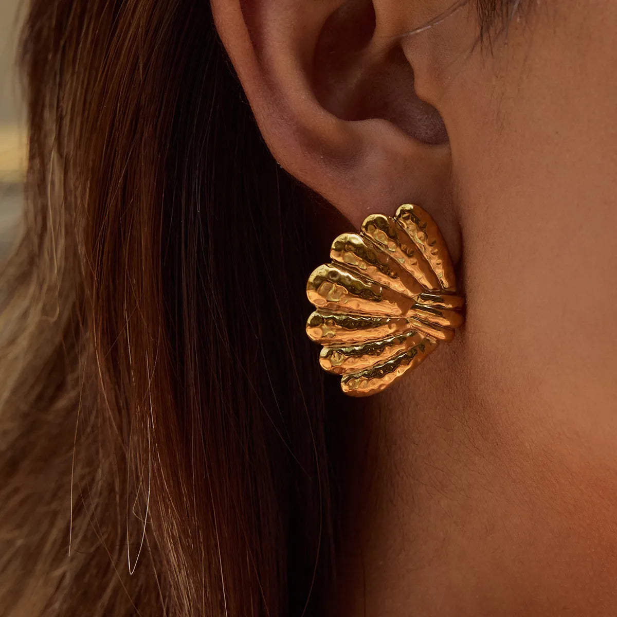 18K Gold-Plated Shell Stud Earrings Gold One Size OutfitFlow