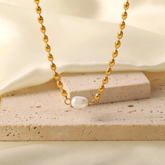 Pearl and Gold Chain Jewelry Set with Necklace and Bracelet OutfitFlow