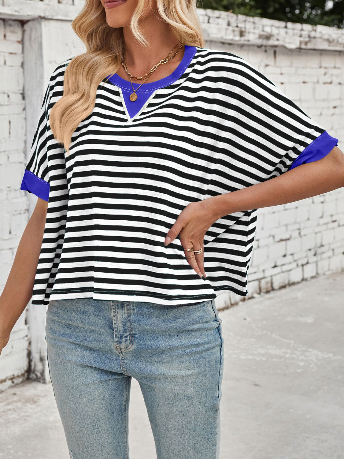 Outfit Flow - Lovelet Striped Round Neck Short Sleeve T-Shirt