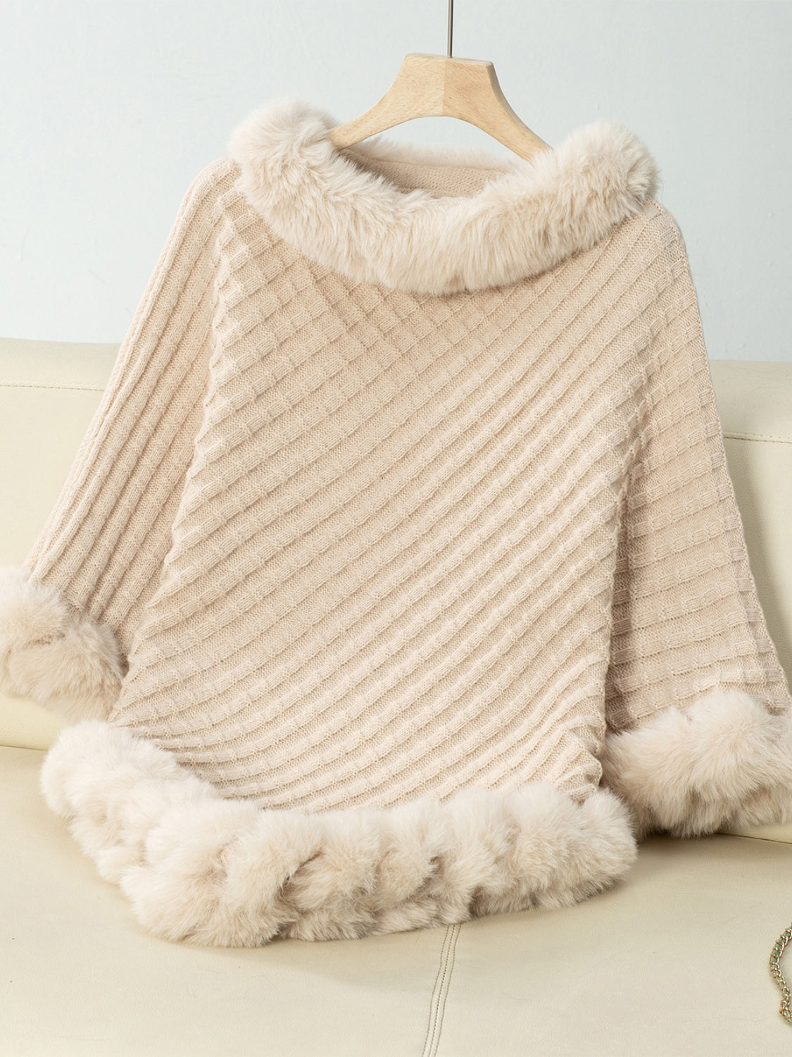 Outfit Flow - Fuzzy Trim Texture Three-Quarter Sleeve Poncho