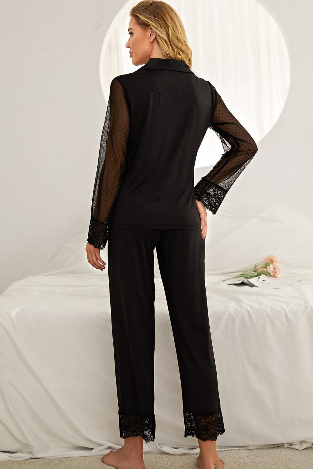 Outfit Flow - Spliced Lace Lapel Collar Pajama Set