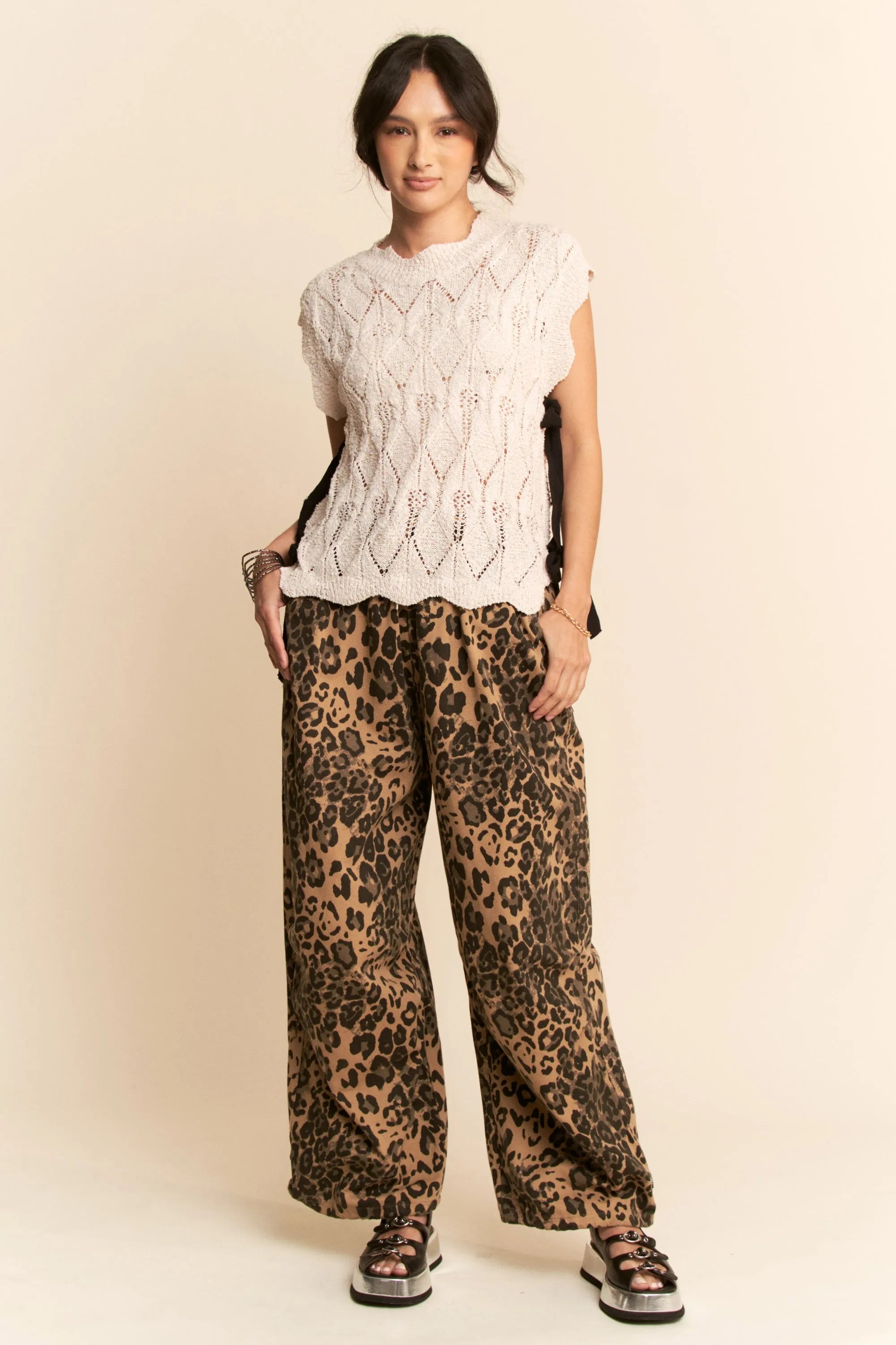 Davi & Dani Ribbon Bow Ties Scalloped Trim Knit Semi Crop Top OutfitFlow
