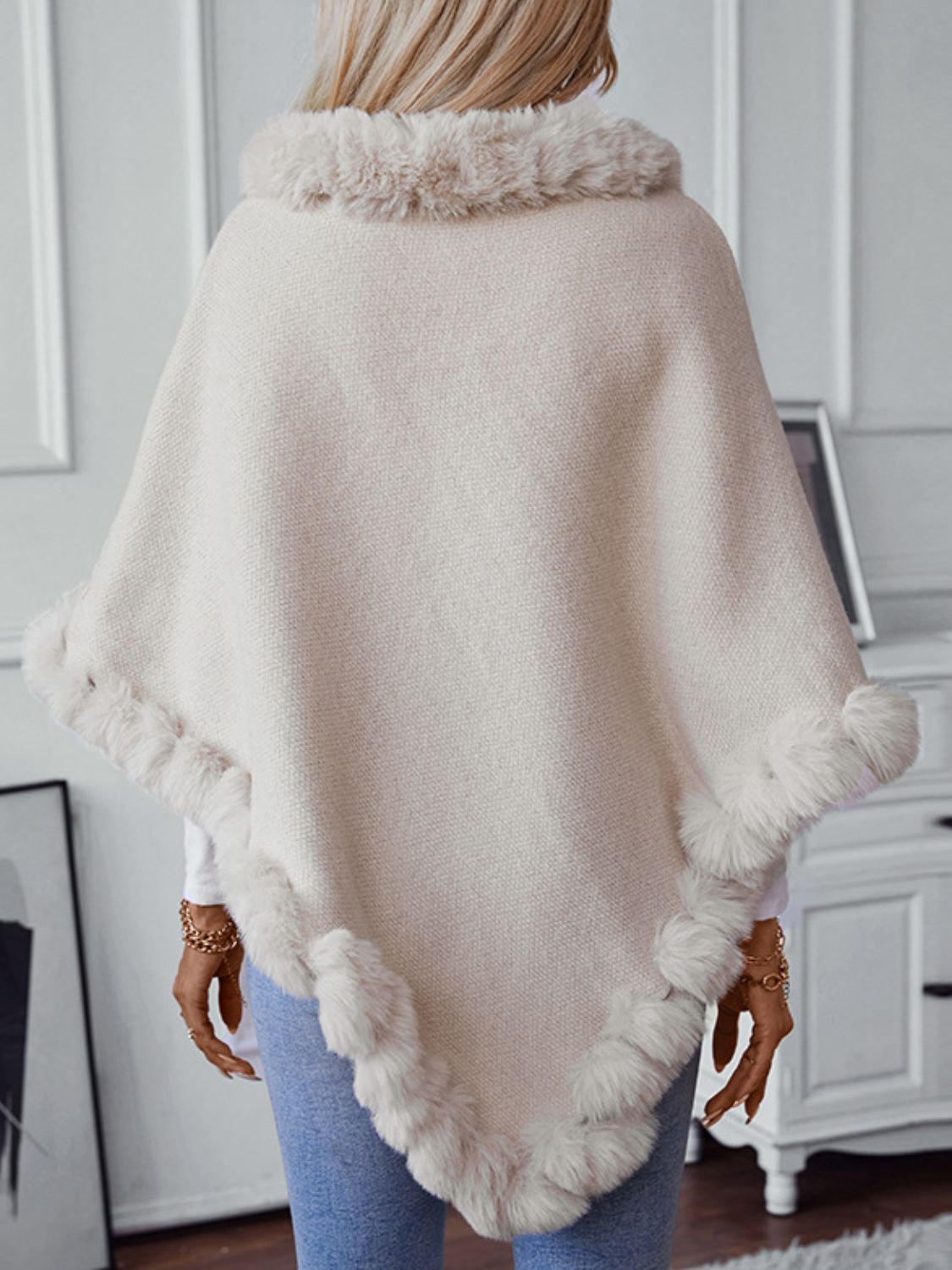 Outfit Flow - Fuzzy Trim Texture Three-Quarter Sleeve Poncho