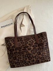 Outfit Flow - Leopard Polyester Tote Bag