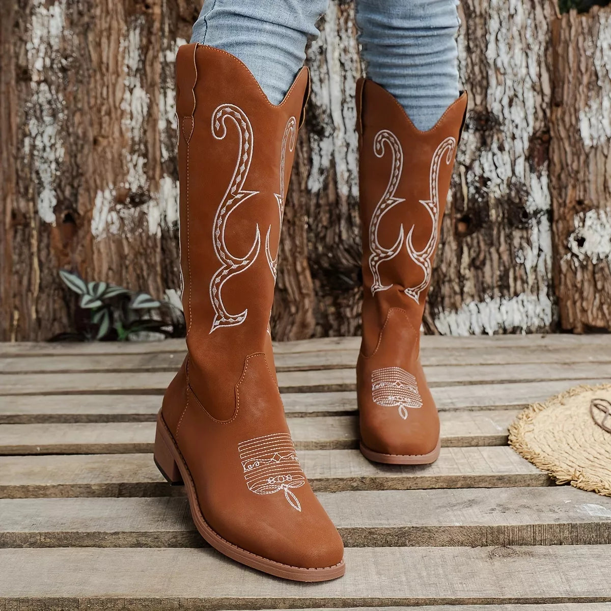 Embroidered Round Toe Block Heels Boots Dark Brown OutfitFlow