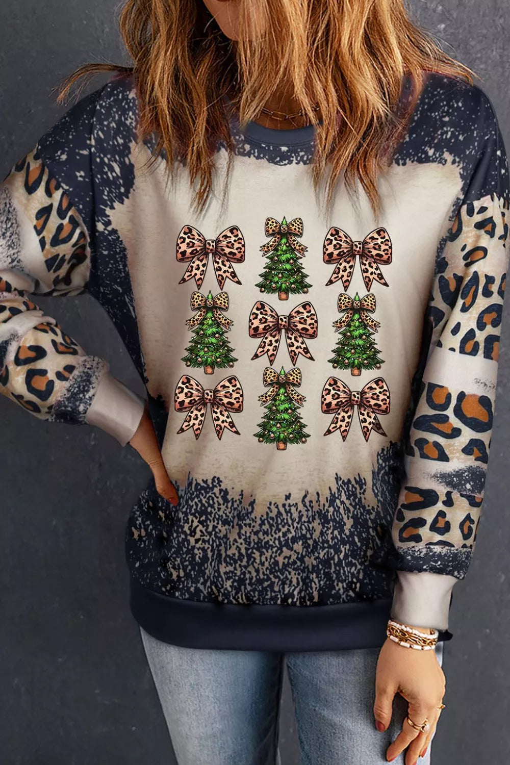 Christmas Tree & Leopard Bow Round Neck Sweatshirt OutfitFlow