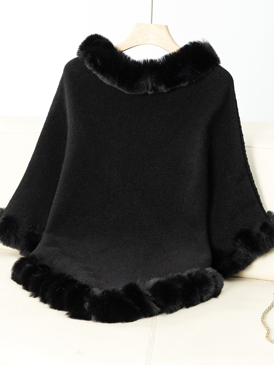 Outfit Flow - Fuzzy Trim Texture Three-Quarter Sleeve Poncho