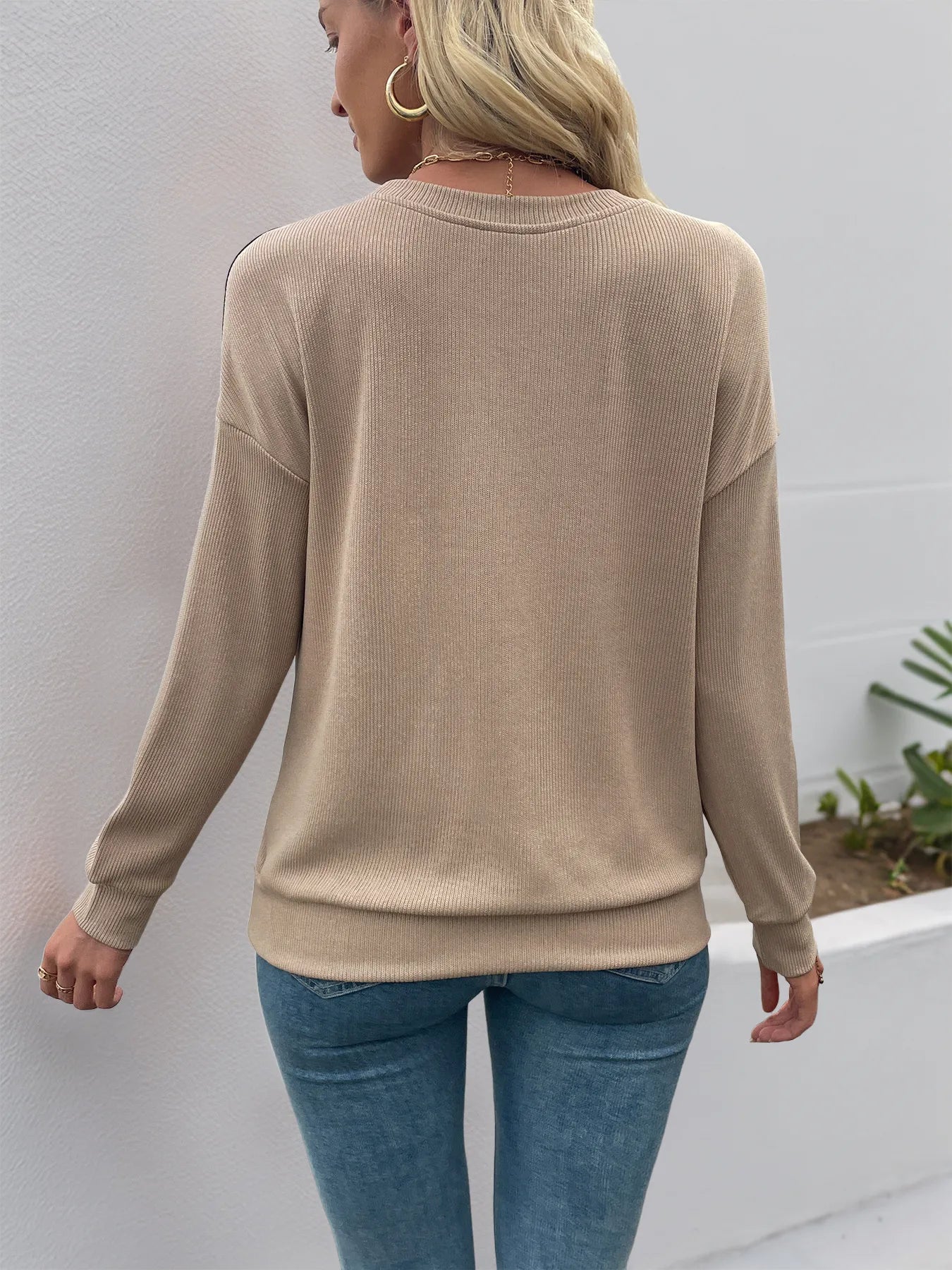 Leopard Round Neck Long Sleeve Sweatshirt OutfitFlow