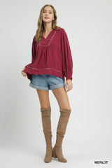 Umgee Full Size Linen Scallop Hem Blouse with Contrast Trim Plus Size Trendsi