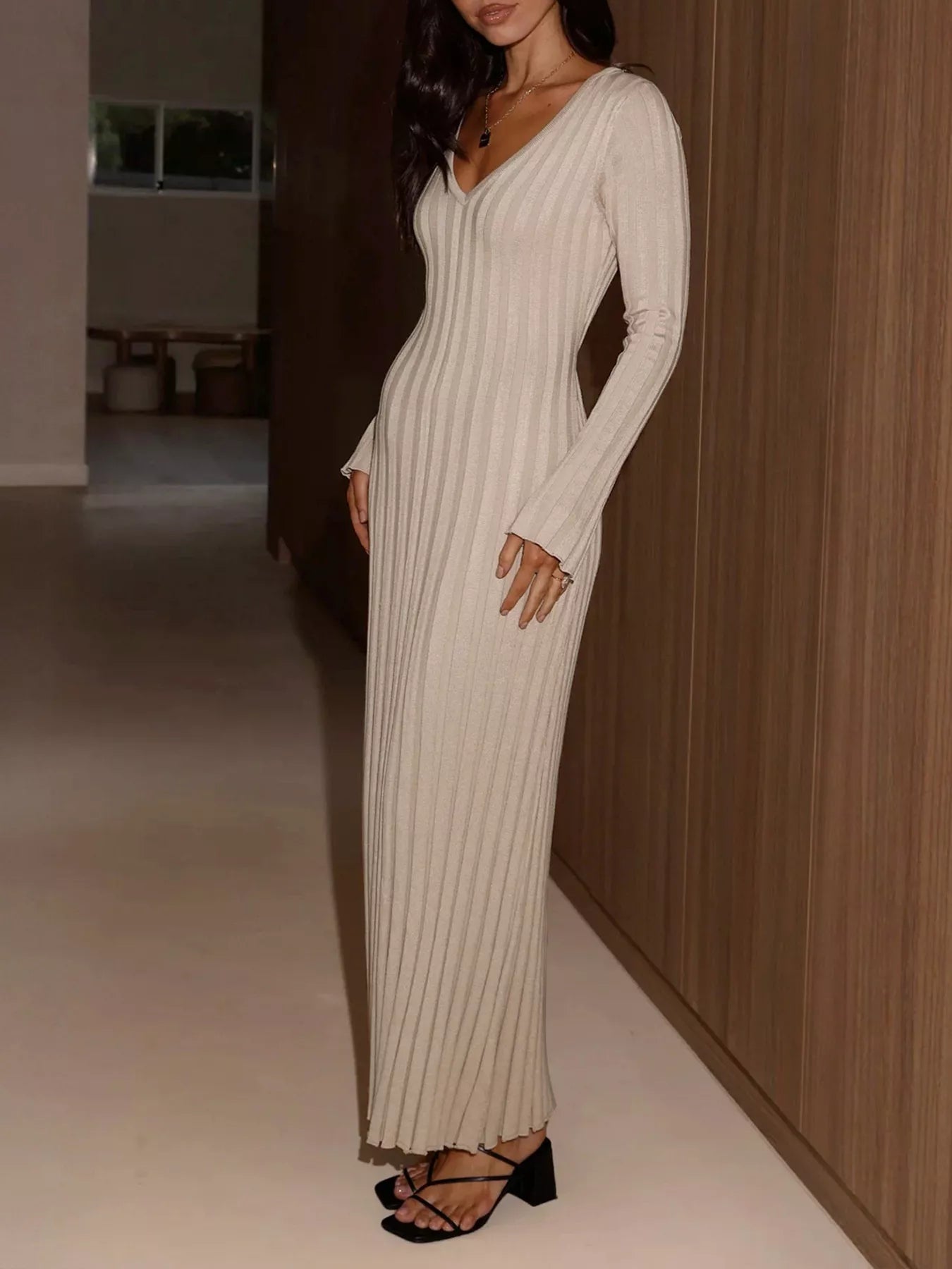 Ribbed Knit V-Neck Long Sleeve Maxi Dress OutfitFlow