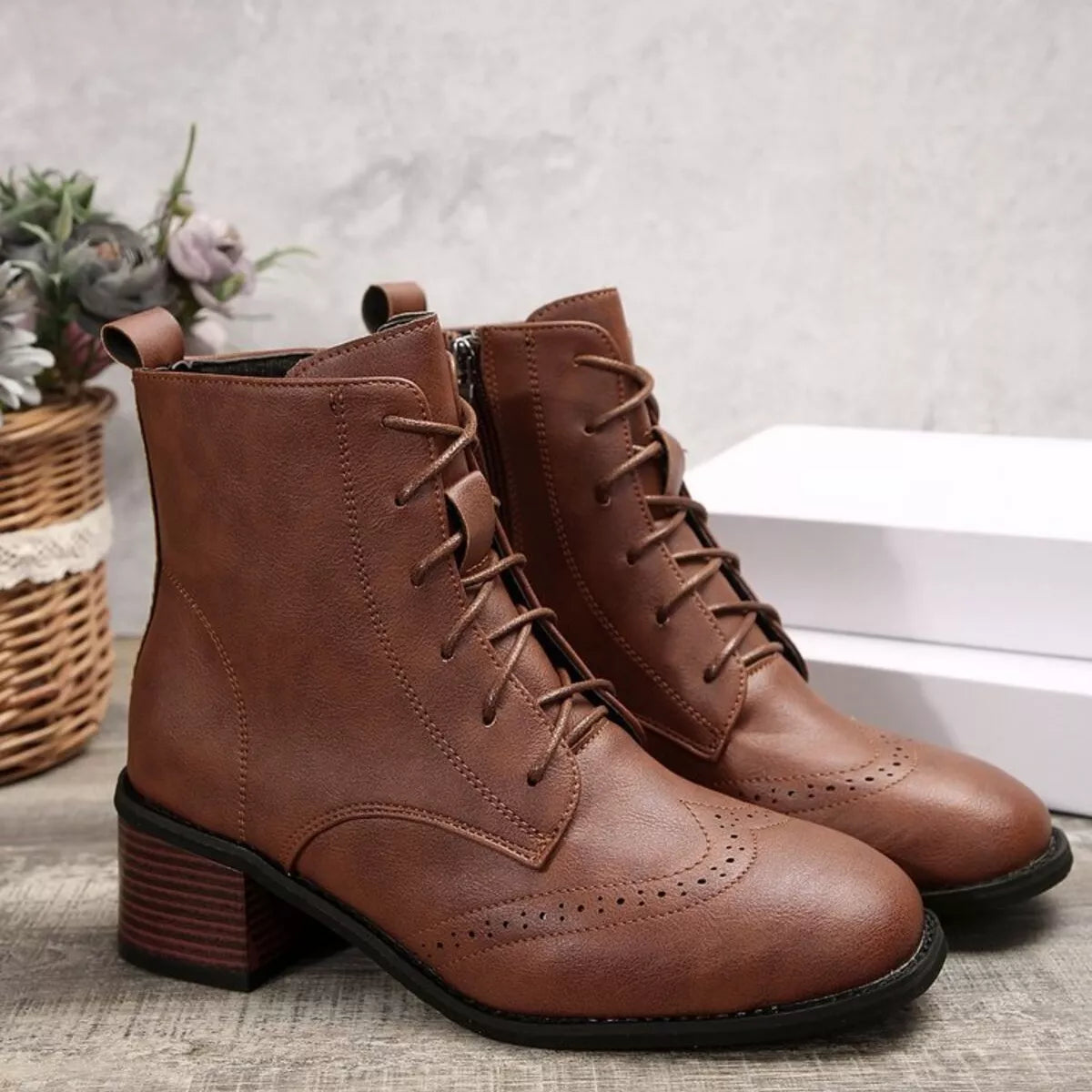 Lace-Up Ankle Boots with Zipper Trendsi