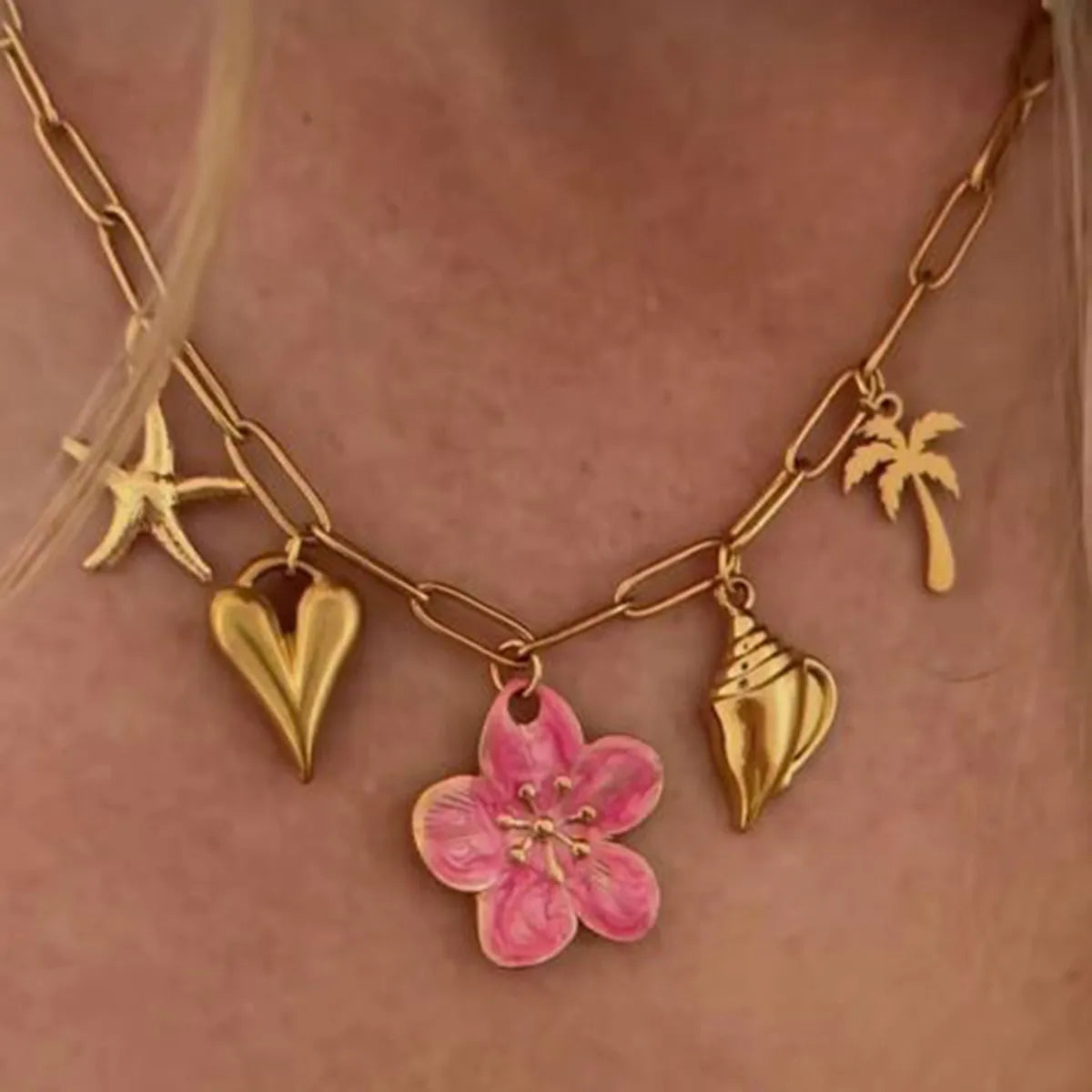 Beach Theme Pendant Necklace with Resin Flower OutfitFlow