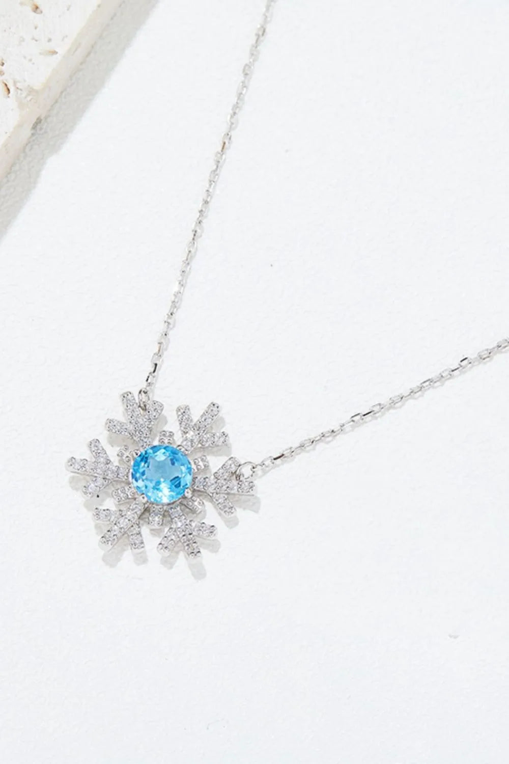 925 Sterling Silver Topaz Snowflake Shape Necklace OutfitFlow