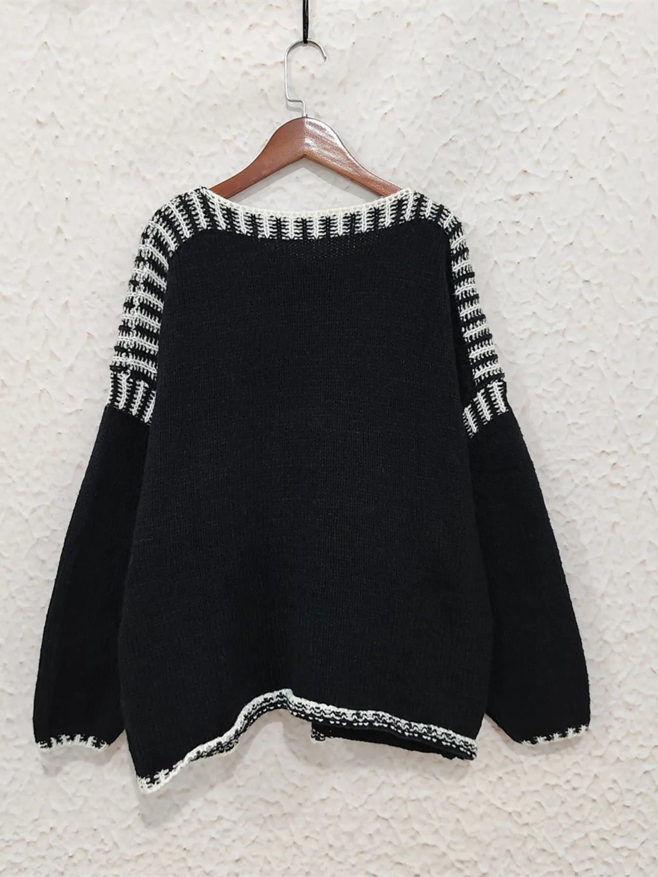 Contrast Trim Oversized Sweater OutfitFlow