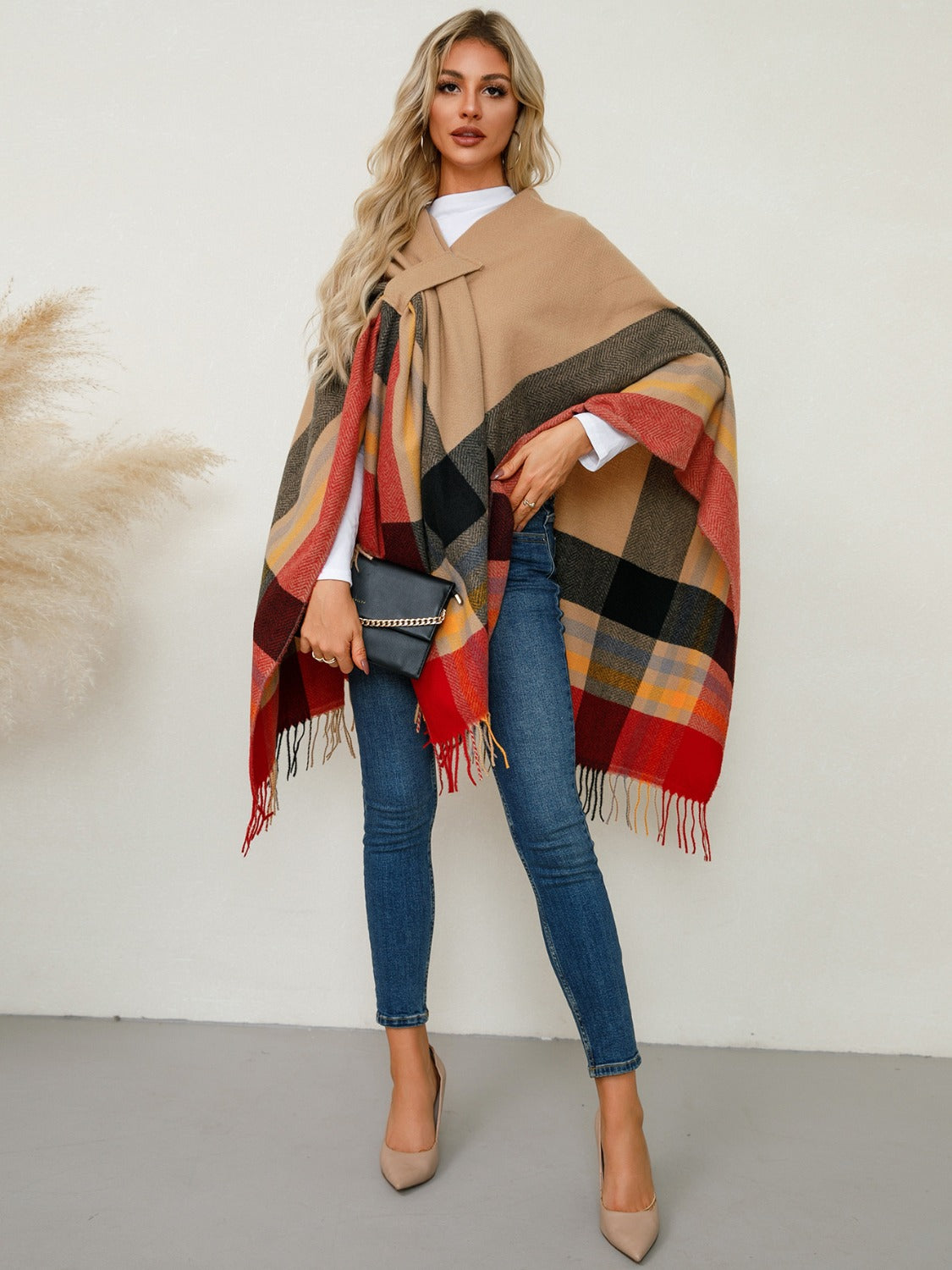 Outfit Flow - Fringe Contrast Plaid Poncho