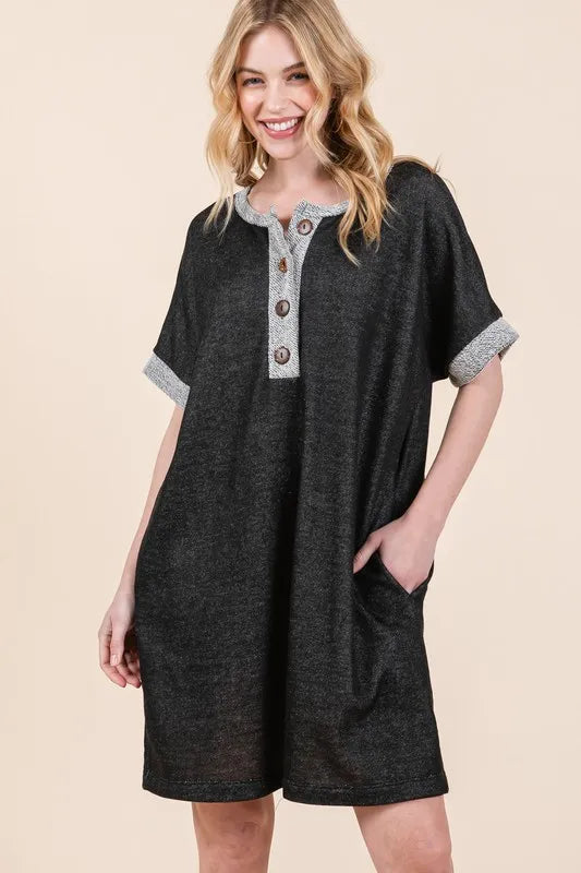 Casual Contrast Trim Henley Dress OutfitFlow