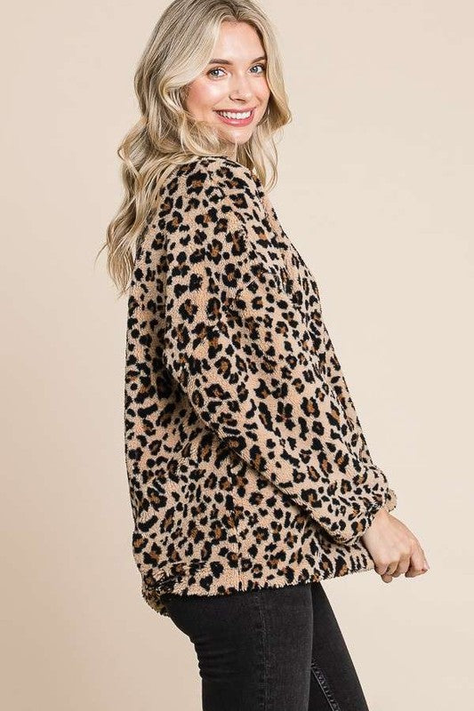 Outfit Flow - Culture Code Leopard Faux Fur Round Neck Top