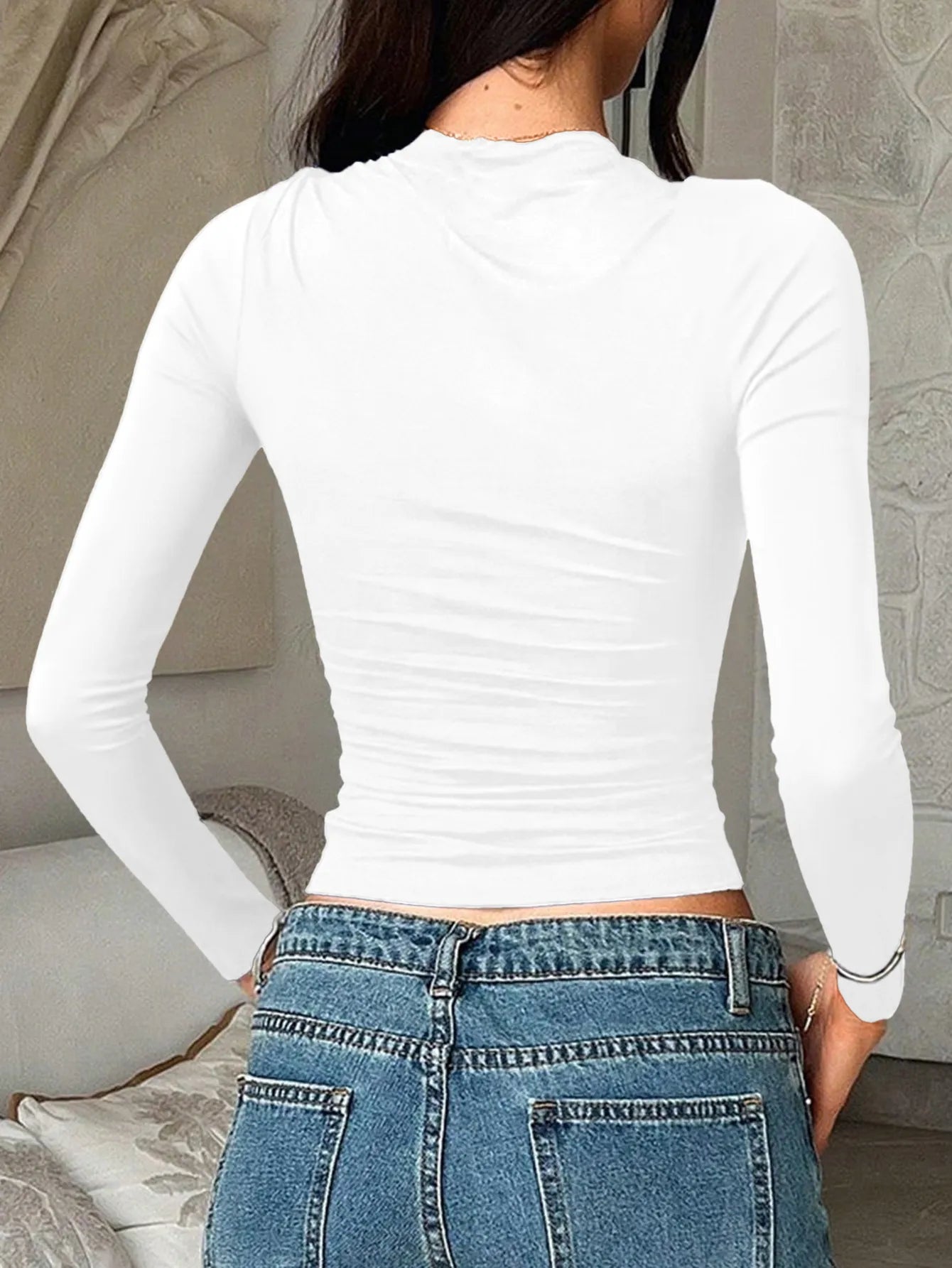 Round Neck Long Sleeve Fitted T-Shirt OutfitFlow